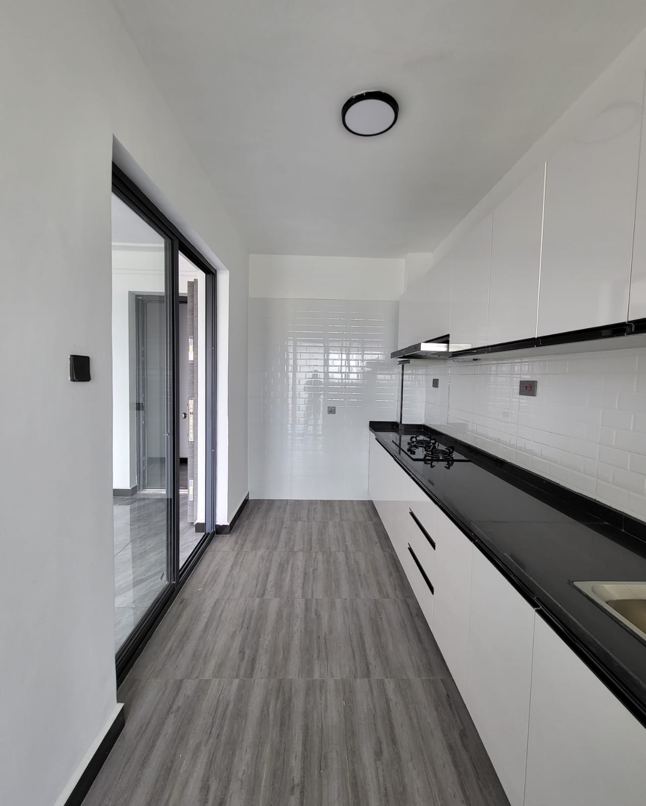 house-on-sale-2_bedroom_apartment_for_sale_in_Kilimani_near_Yaya_Center_Kes_13_8M-Apartment_Address-Kilimani__Nairobi__Kenya_price-13800000_Beds-2_Baths-2110_29-6