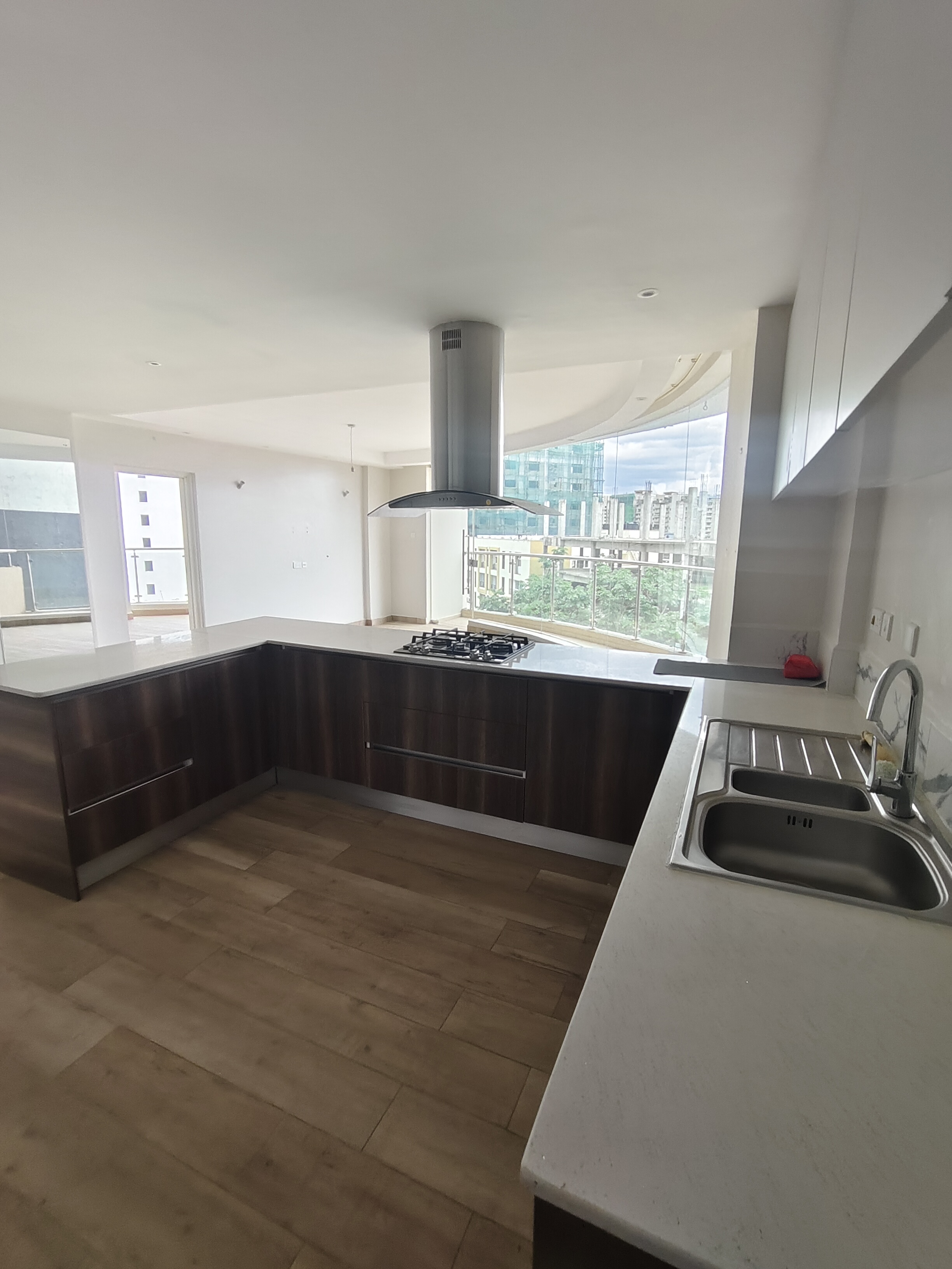 house-on-sale-Parklands_2_bedroom_apartment_for_sale_Kes_16_5M-Apartment_Address-Parklands__Nairobi__Kenya_price-16500000_Beds-2_Baths-2110_48-2