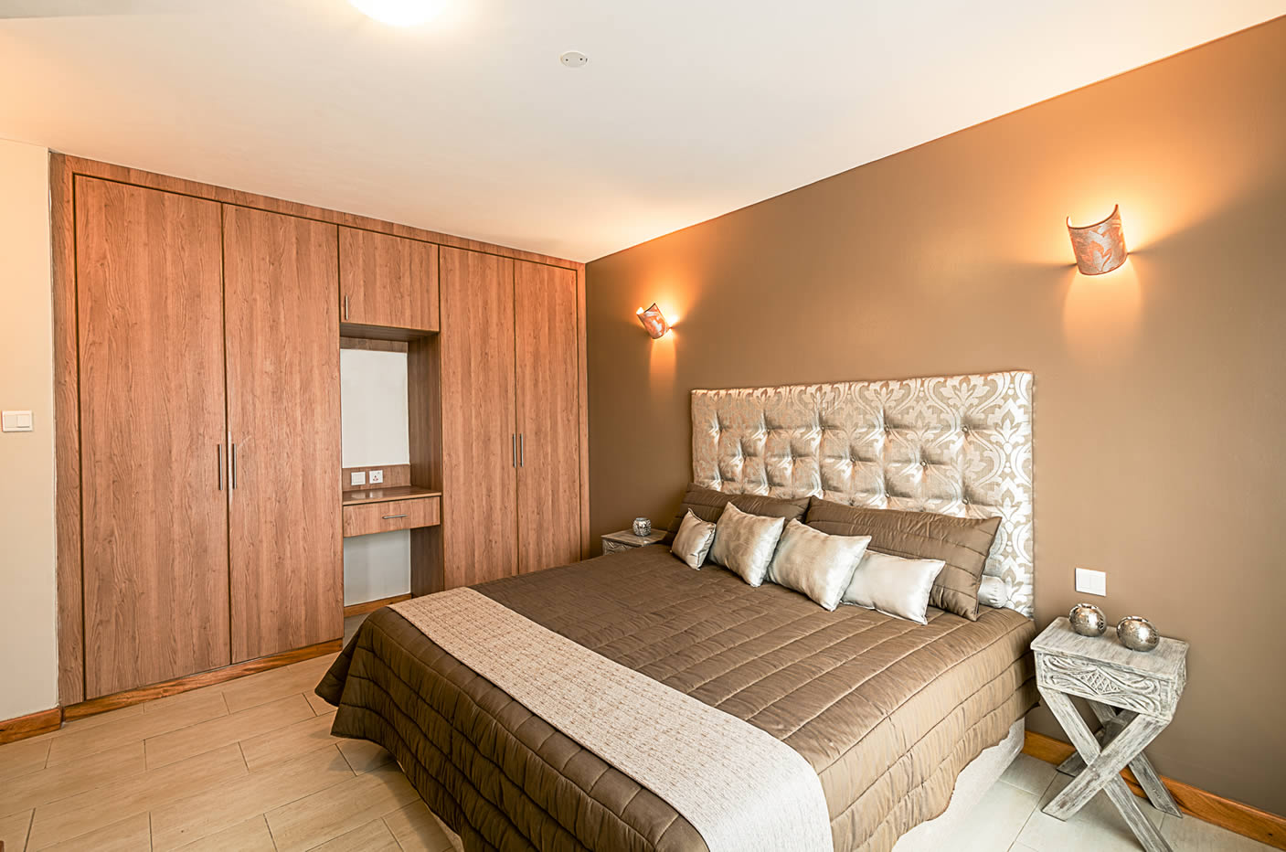 house-on-sale-Mocah-Apartment_Address-Kiambu_Rd__Kiambu__Kenya_price-14000000_Beds-4_Baths-4444_54-5