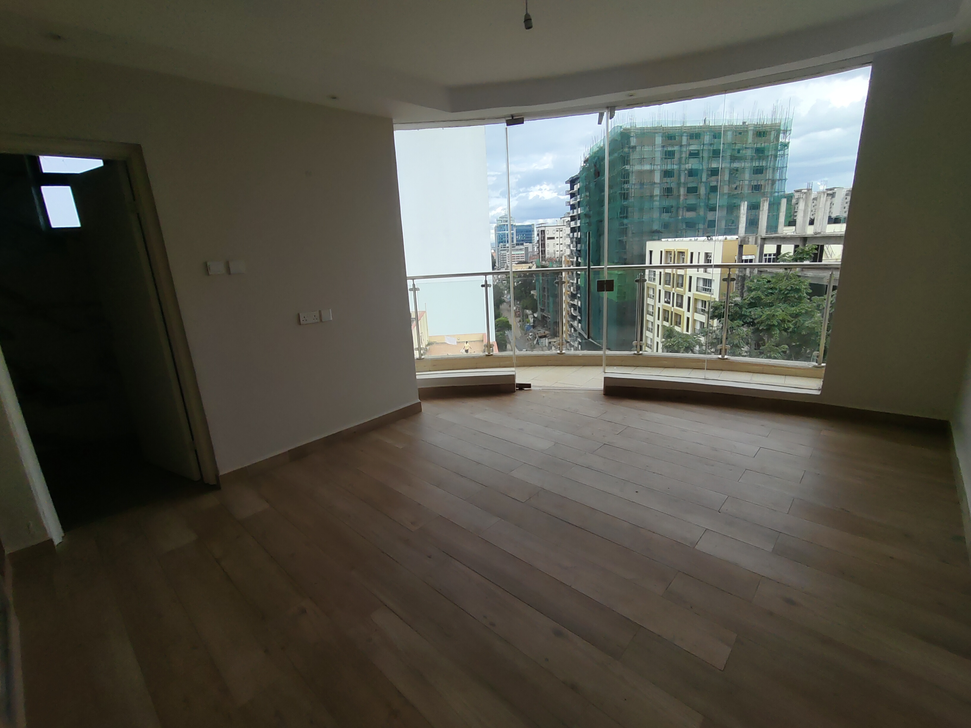 house-on-sale-Parklands_2_bedroom_apartment_for_sale_Kes_16_5M-Apartment_Address-Parklands__Nairobi__Kenya_price-16500000_Beds-2_Baths-2110_48-4