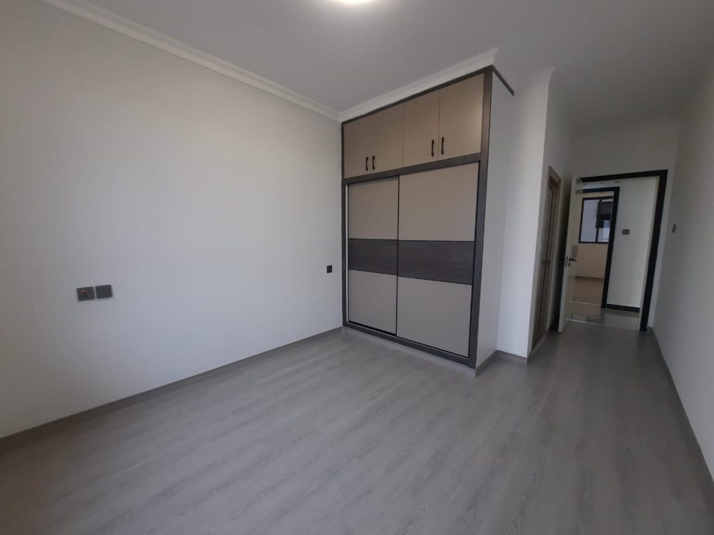 house-on-sale-Kilimani_Riara_road_3_Bedroom_apartment_for_sale_Kes_16M-Apartment_Address-Kilimani__Nairobi__Kenya_price-16000000_Beds-3_Baths-4110_36-17