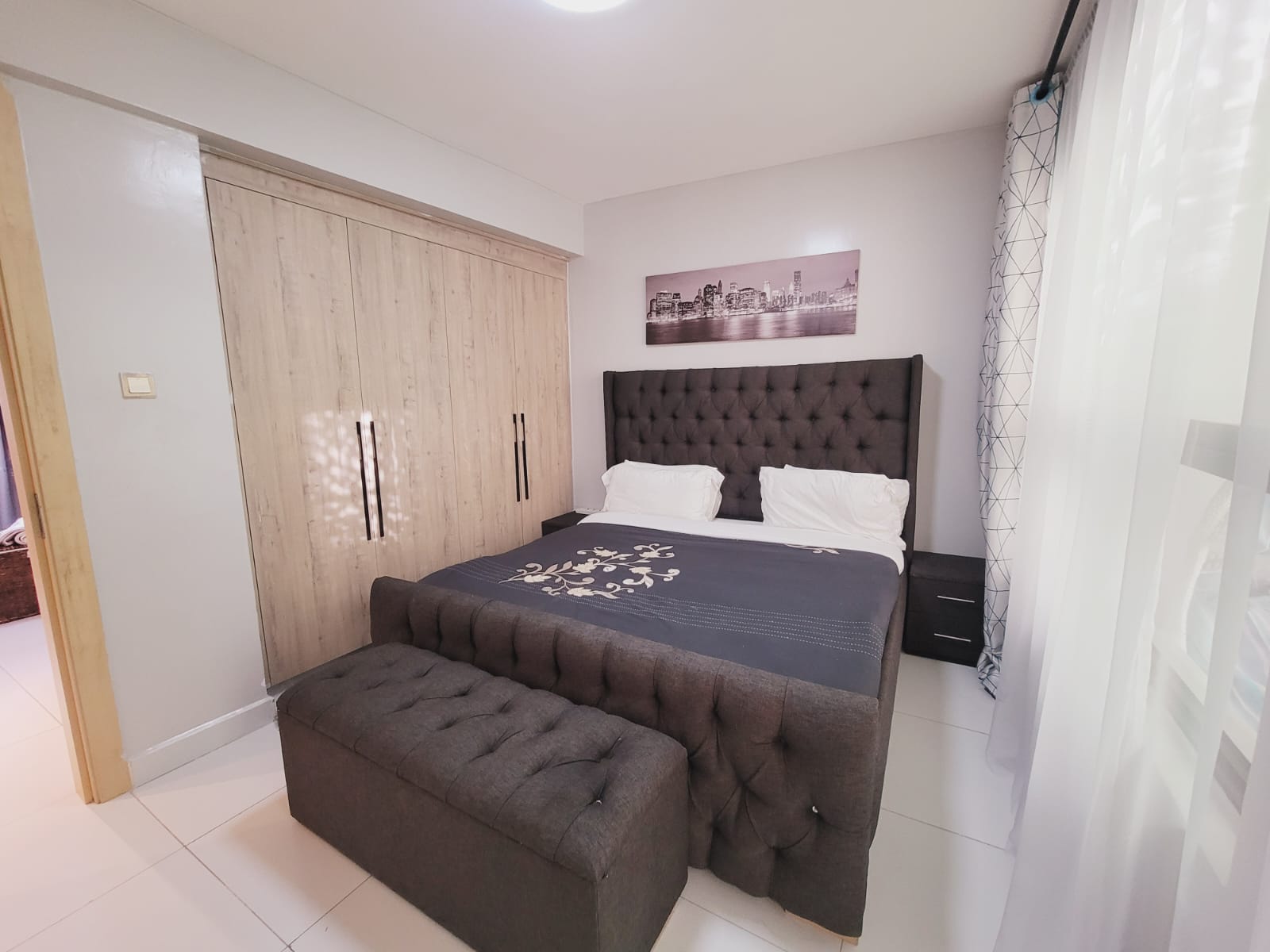 renting--Apartment_Address-Parklands__Nairobi__Kenya_price-220000_Beds-2_Baths-3-137-11