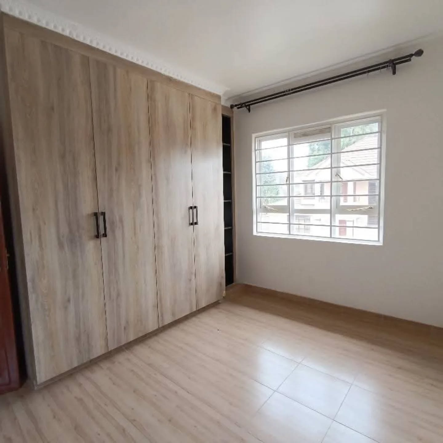 renting--Townhouse_Address-Kitengela__Kenya_price-15000_Beds-2_Baths-1-72-2