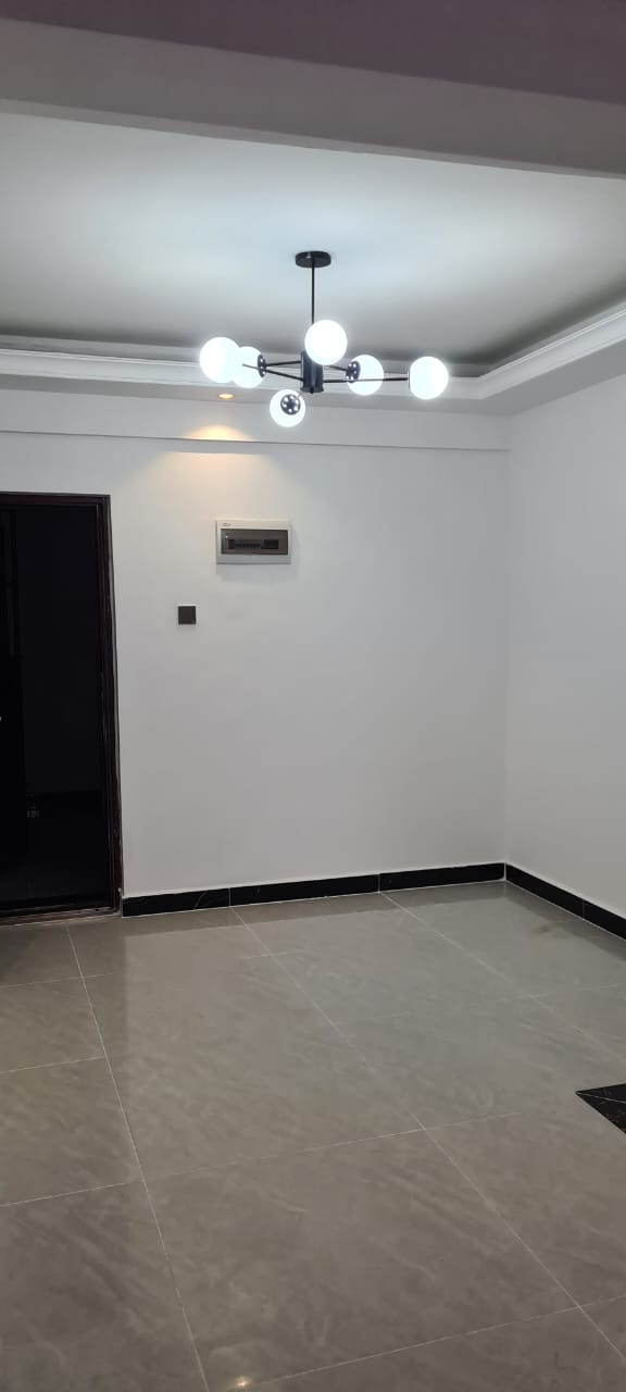 renting-Safe__Secure_Lifestyle_3_Bedrooms_Apartments_with_Dsq_-apartment_Address-Kilimani_Estate__Nairobi__Kenya_price-90000_Beds-3_Baths-3-40-1