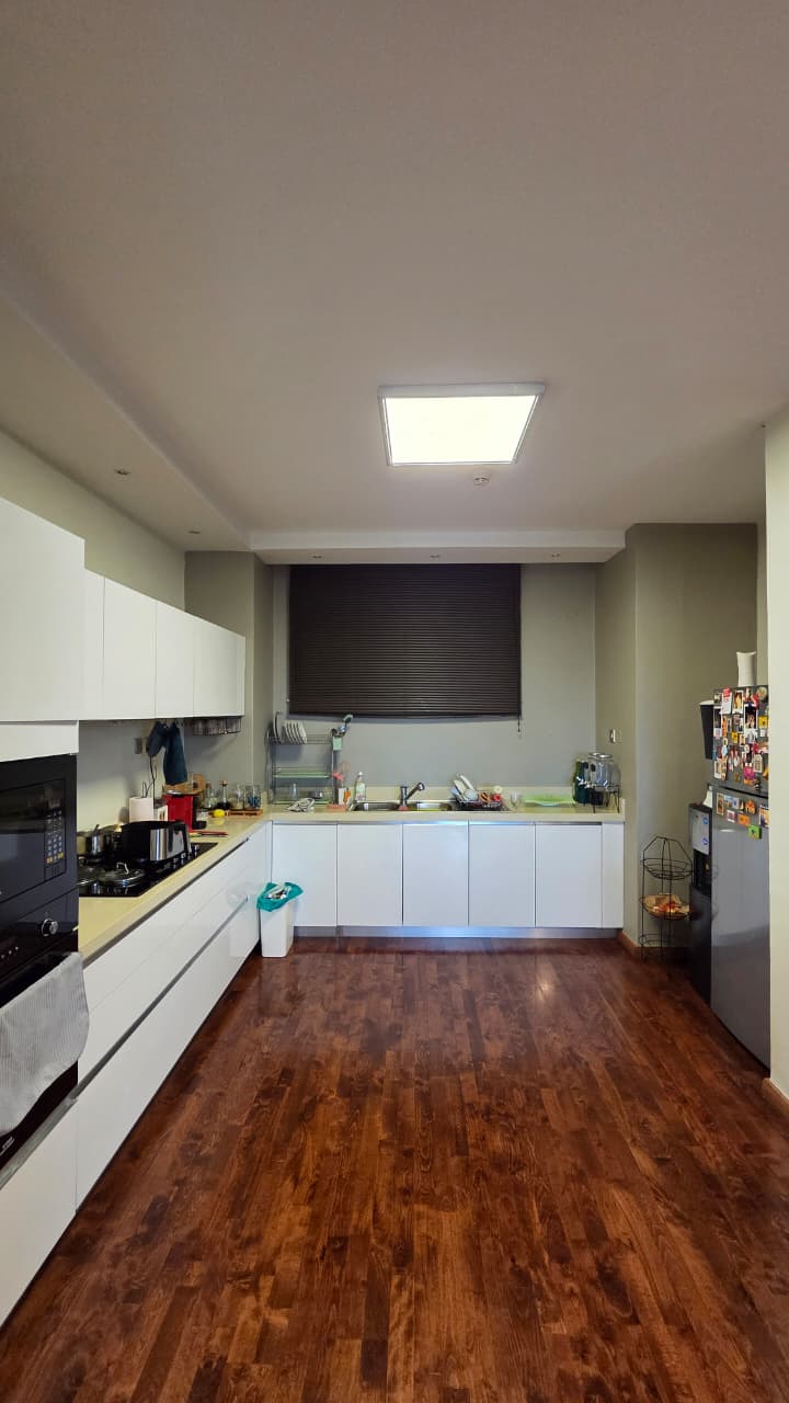 renting--Apartment_Address-Parklands__Nairobi__Kenya_price-290000_Beds-3_Baths-3-144-2