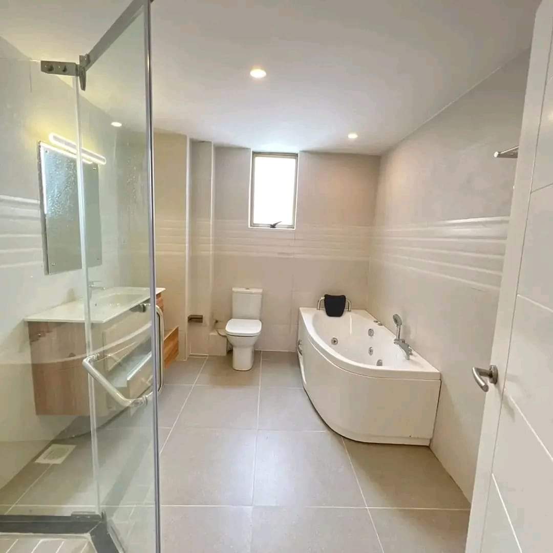 renting-Amazing_3_Bedrooms_Apartments_in_Kileleshwa_-apartment_Address-Kileleshwa__Nairobi__Kenya_price-135000_Beds-3_Baths-3-30-4