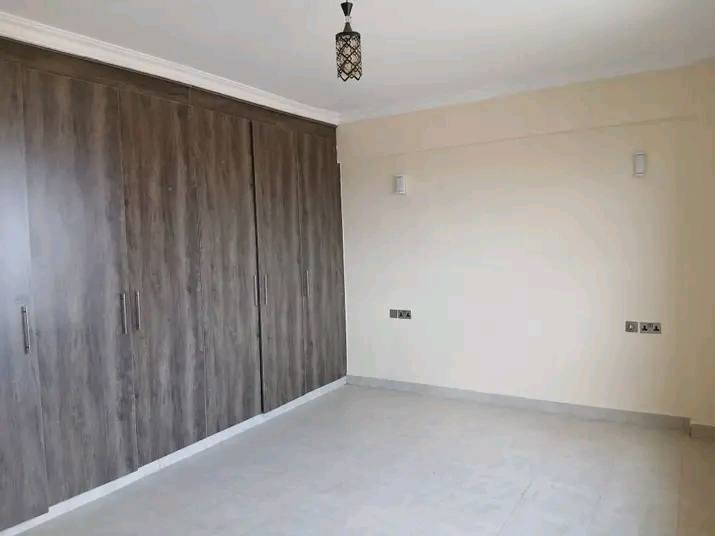 renting--Apartment_Address-Syokimau_Airport_Rd__Nairobi__Kenya_price-60000_Beds-3_Baths-3-84-6