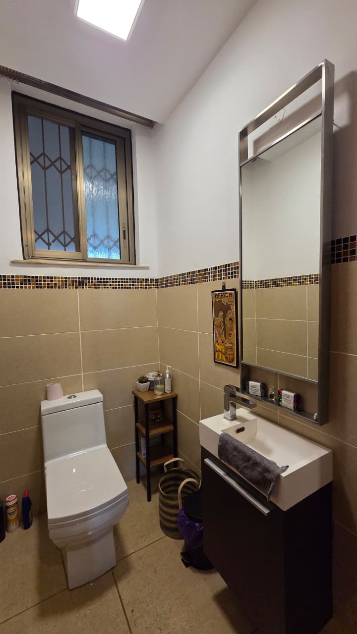 renting--Apartment_Address-Parklands__Nairobi__Kenya_price-290000_Beds-3_Baths-3-144-13