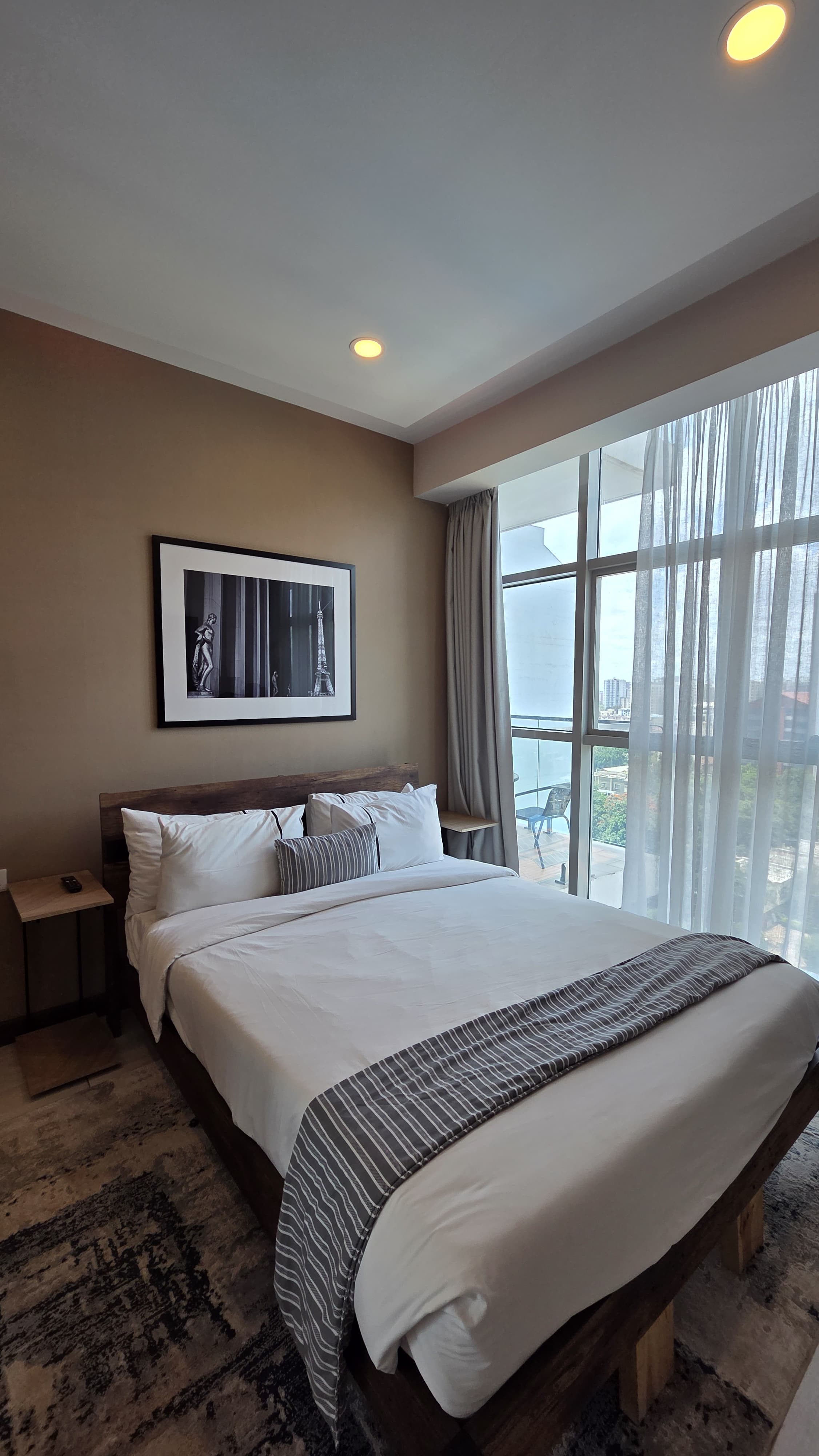 renting--Apartment_Address-Westlands__Nairobi__Kenya_price-350000_Beds-2_Baths-2-129-4