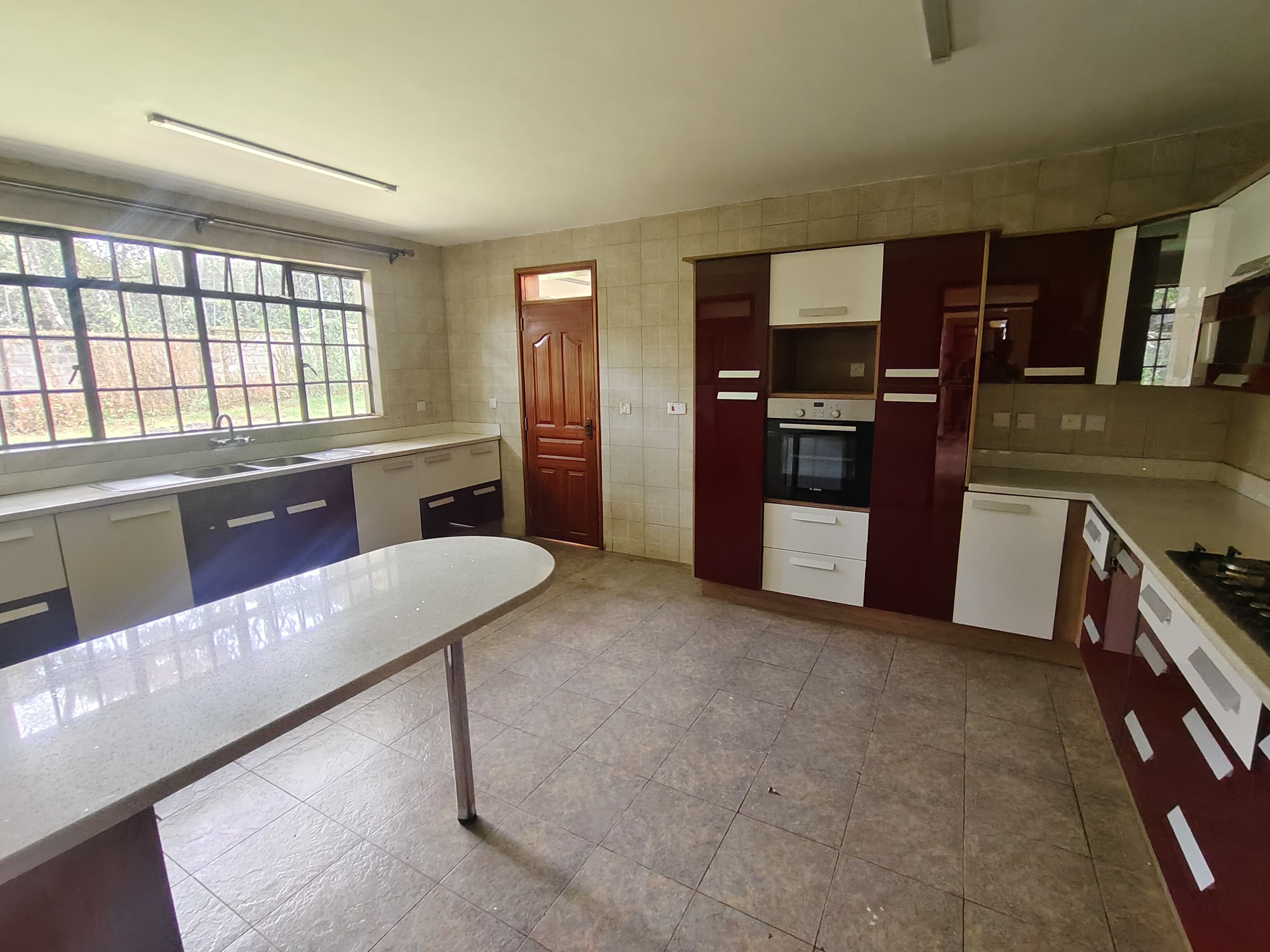 house-on-sale-4_Bedroom_plus_DSQ_Villa_for_sale_in_Karen_Kes_85M-Villa_Address-Karen__Nairobi__Kenya_price-85000000_Beds-4_Baths-5110_22-25