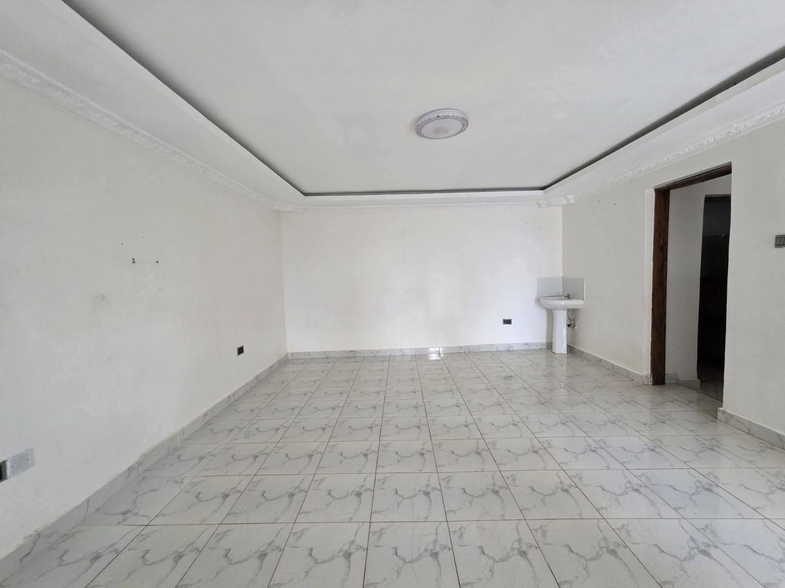 renting--Bungalow_Address-Sigona__Kenya_price-25000_Beds-3_Baths-1-65-1