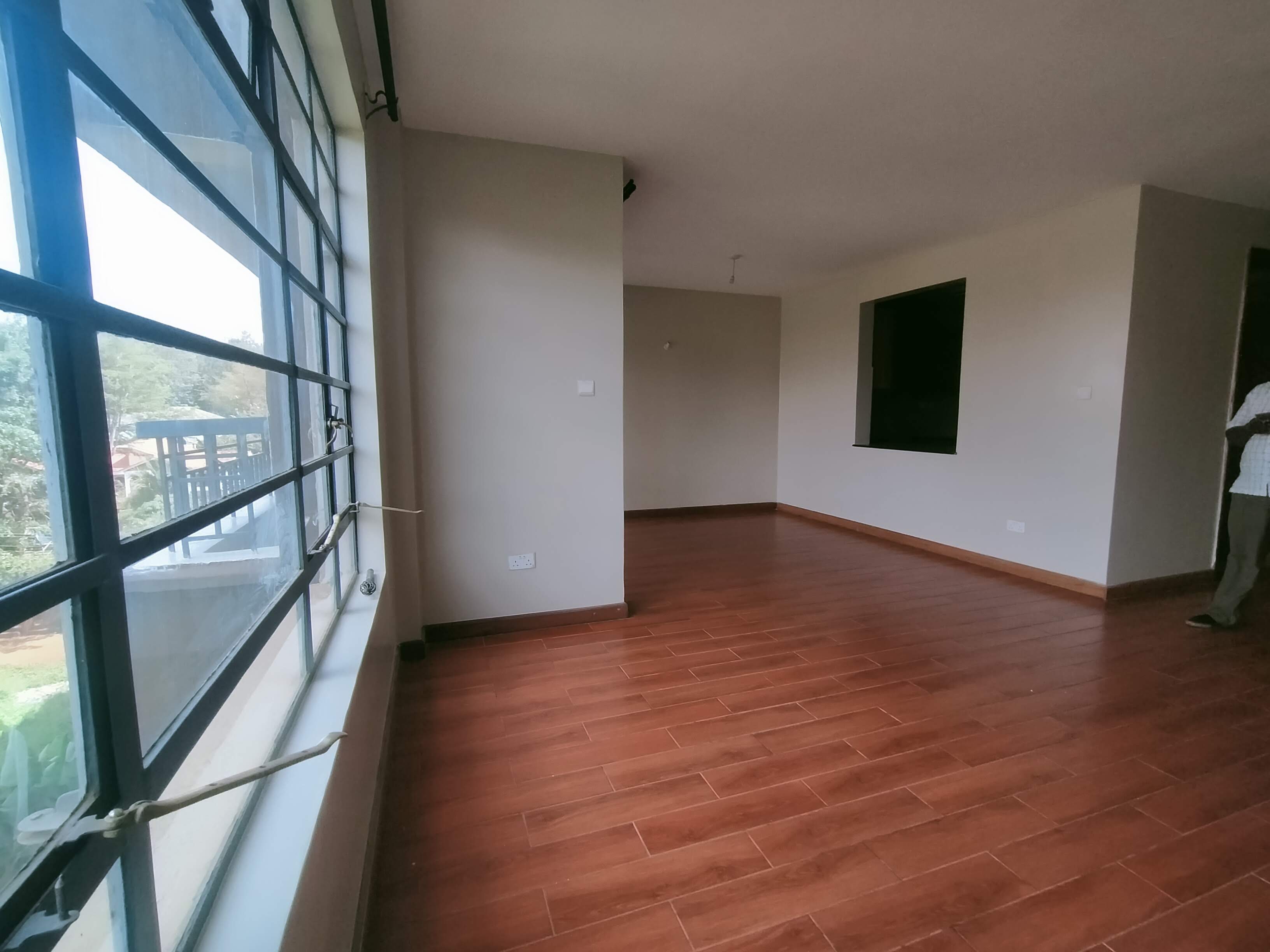 house-on-sale-Mocah-Apartment_Address-Kiambu_Rd__Kiambu__Kenya_price-14000000_Beds-4_Baths-4444_54-9