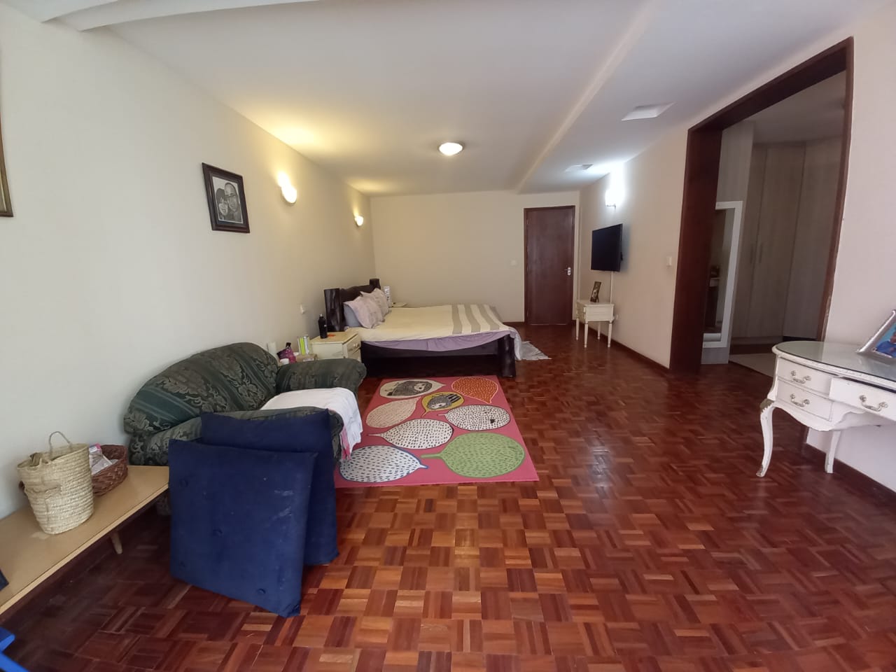 renting--Townhouse_Address-Westlands__Nairobi__Kenya_price-250000_Beds-4_Baths-4-39-4