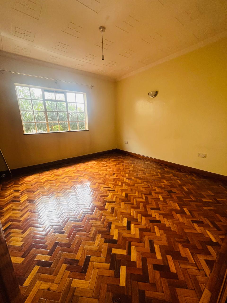 renting--Apartment_Address-Parklands__Nairobi__Kenya_price-65000_Beds-3_Baths-2-133-10