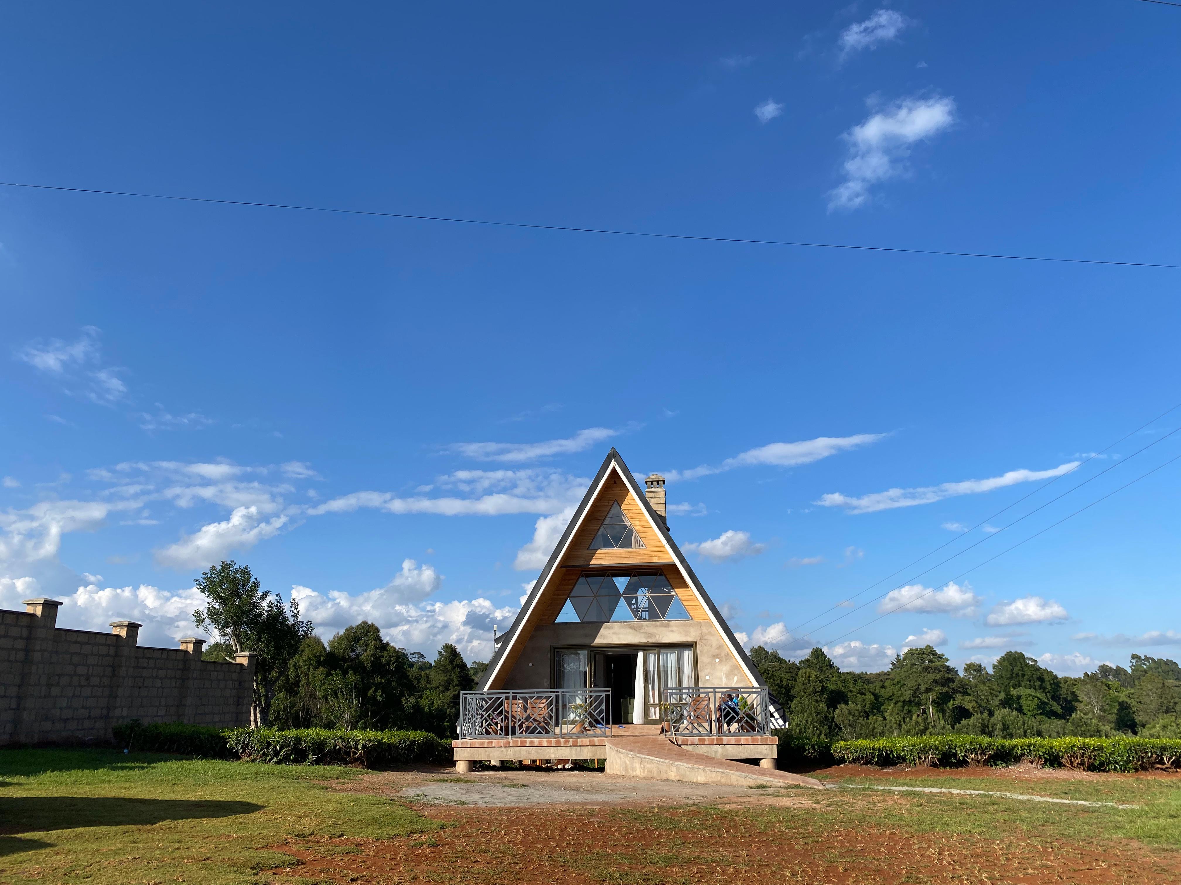 renting--Cabin_Address-Tigoni__Kenya_price-12000_Beds-2_Baths-3-15-7