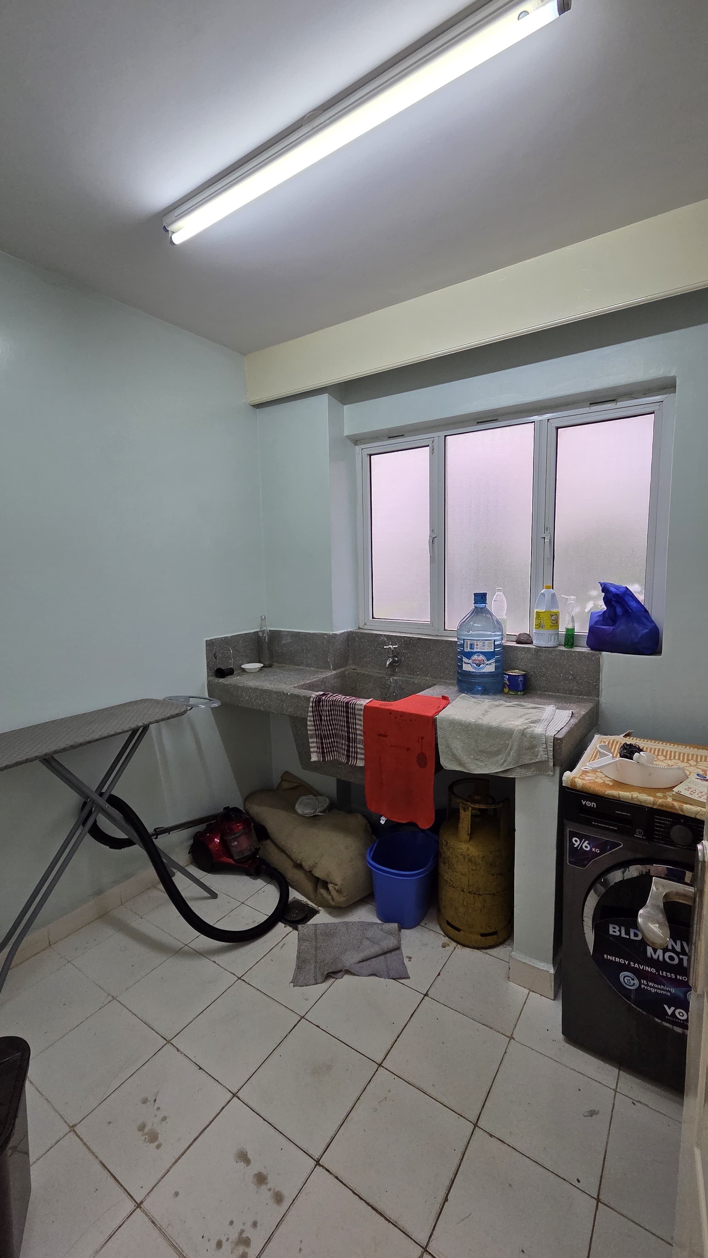 renting--Apartment_Address-Westlands__Nairobi__Kenya_price-170000_Beds-2_Baths-2-169-6