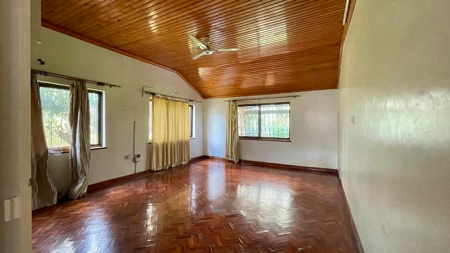 renting--Bungalow_Address-Spring_Valley_Rd__Nairobi__Kenya_price-450000_Beds-5_Baths-4-148-3