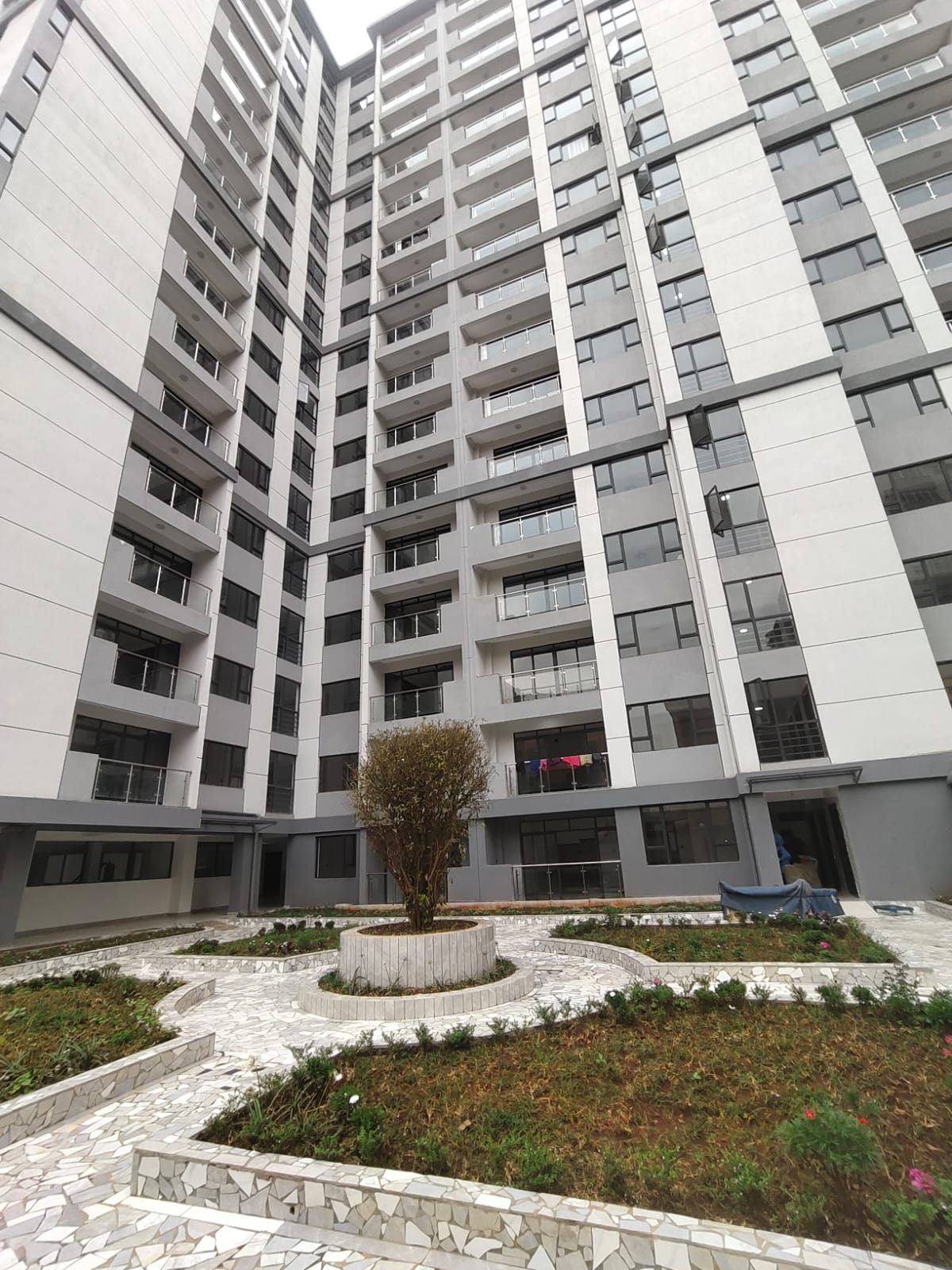 house-on-sale-1_bedroom_apartment_for_sale_in_Lavington_Kes_6_5M-Apartment_Address-Lavington__Nairobi__Kenya_price-6500000_Beds-1_Baths-1110_13-2