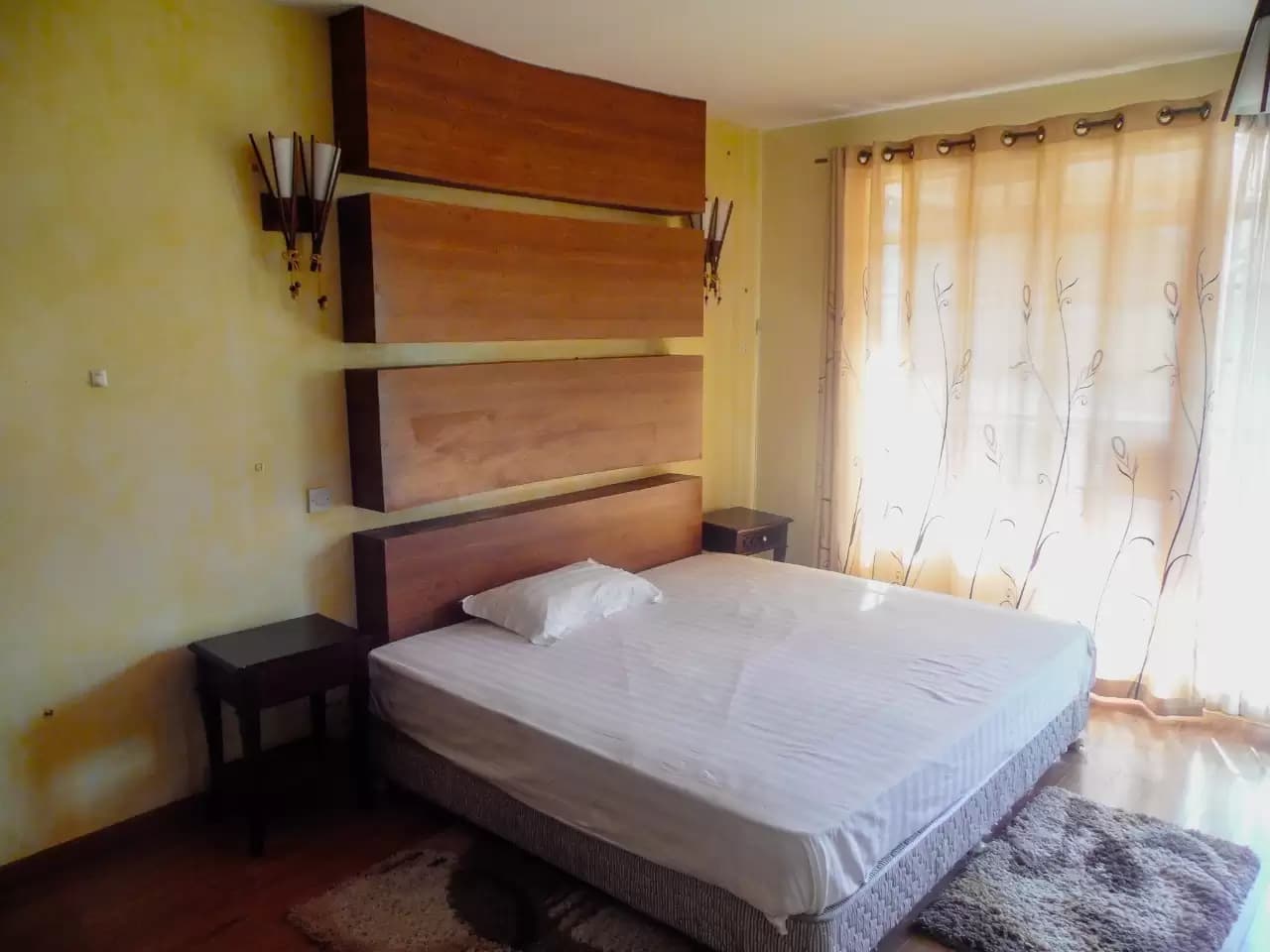 house-on-sale-Riverside_3_Bedroom_plus_DSQ_for_sale_Kes_26M-Apartment_Address-Riverside_Dr__Nairobi__Kenya_price-26000000_Beds-3_Baths-4110_38-3