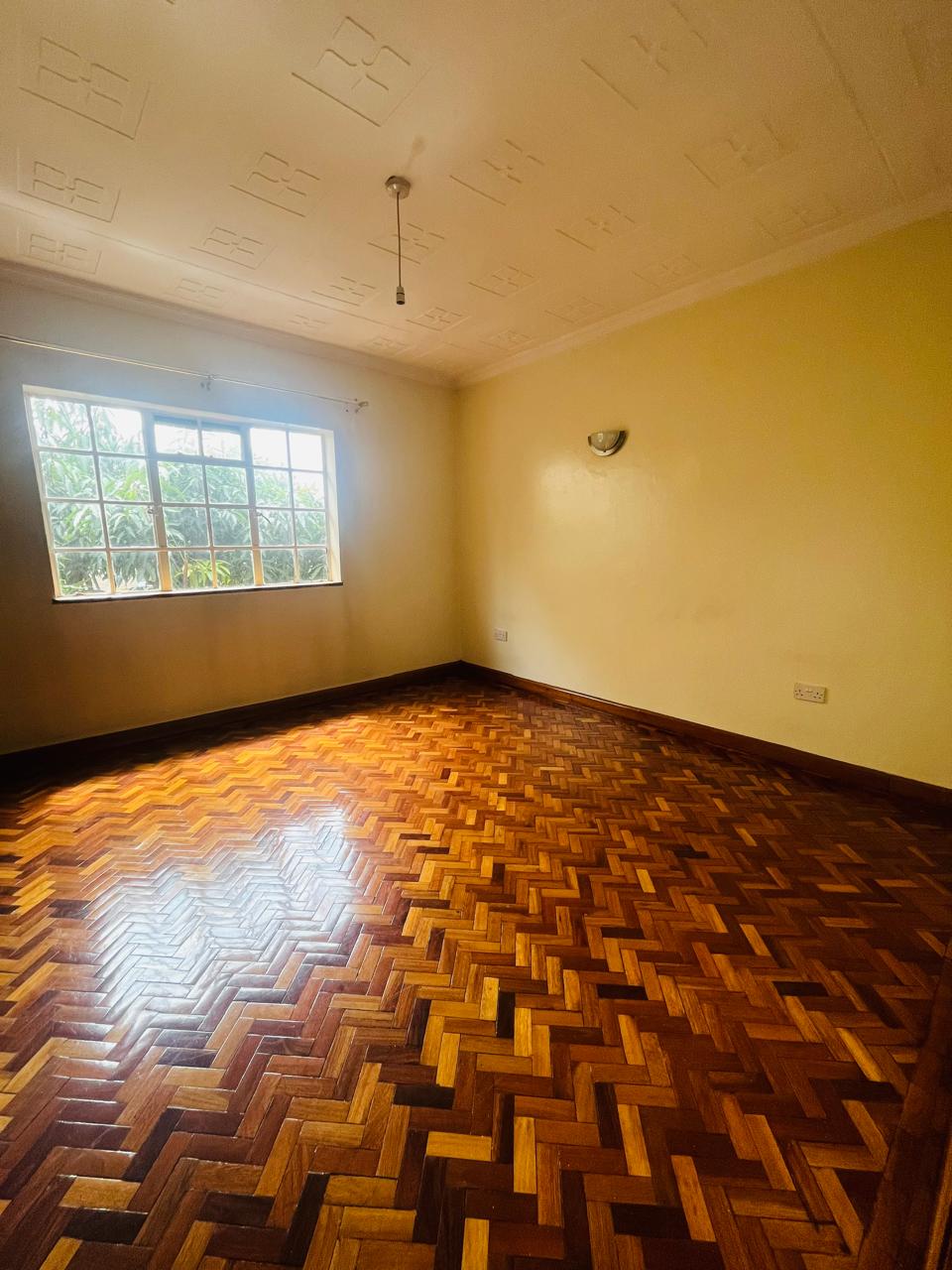 renting--Apartment_Address-Parklands__Nairobi__Kenya_price-65000_Beds-3_Baths-2-133-11