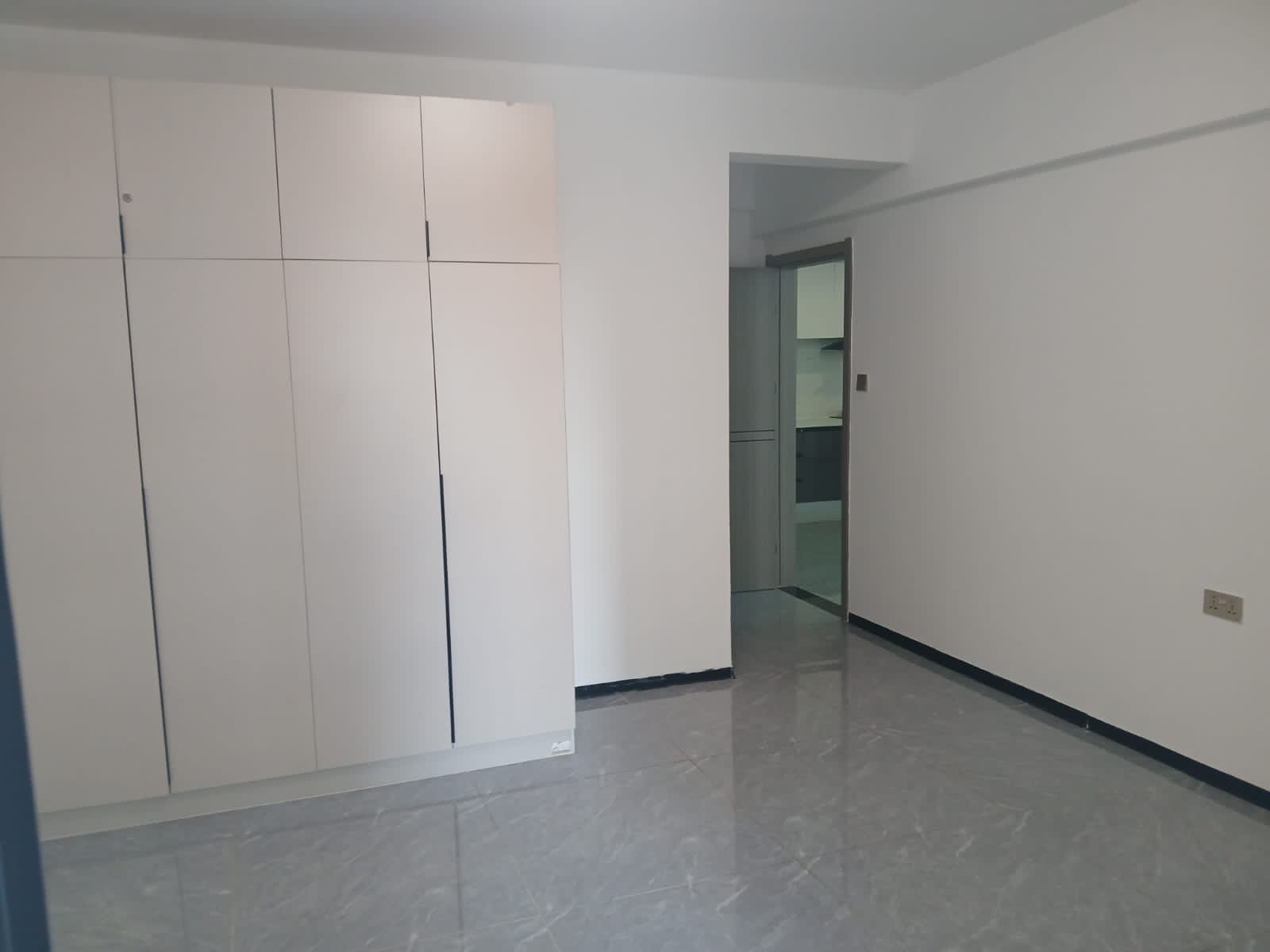 renting--Apartment_Address-Kileleshwa__Nairobi__Kenya_price-100000_Beds-2_Baths-2-113-4