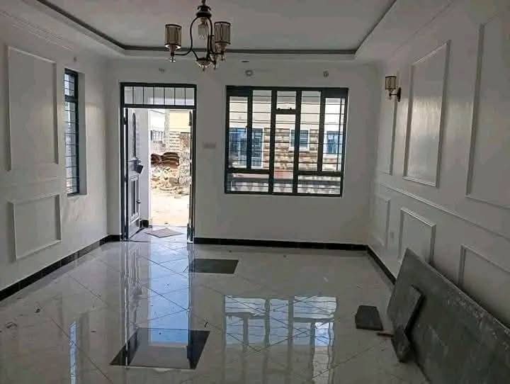 renting--Townhouse_Address-NDENDERU_BANANA_LINK___Ndenderu__Kenya_price-22000_Beds-3_Baths-1-70-3