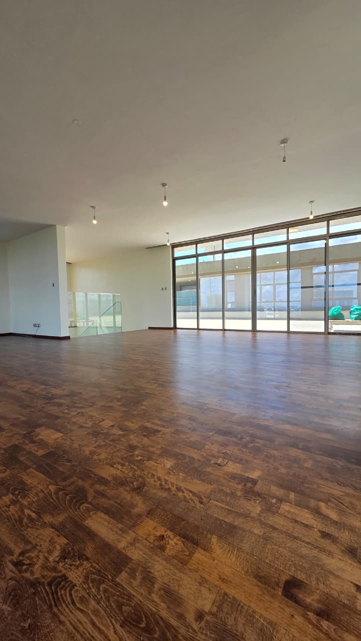 renting--Duplex_Address-Parklands__Nairobi__Kenya_price-410000_Beds-4_Baths-4-159-25