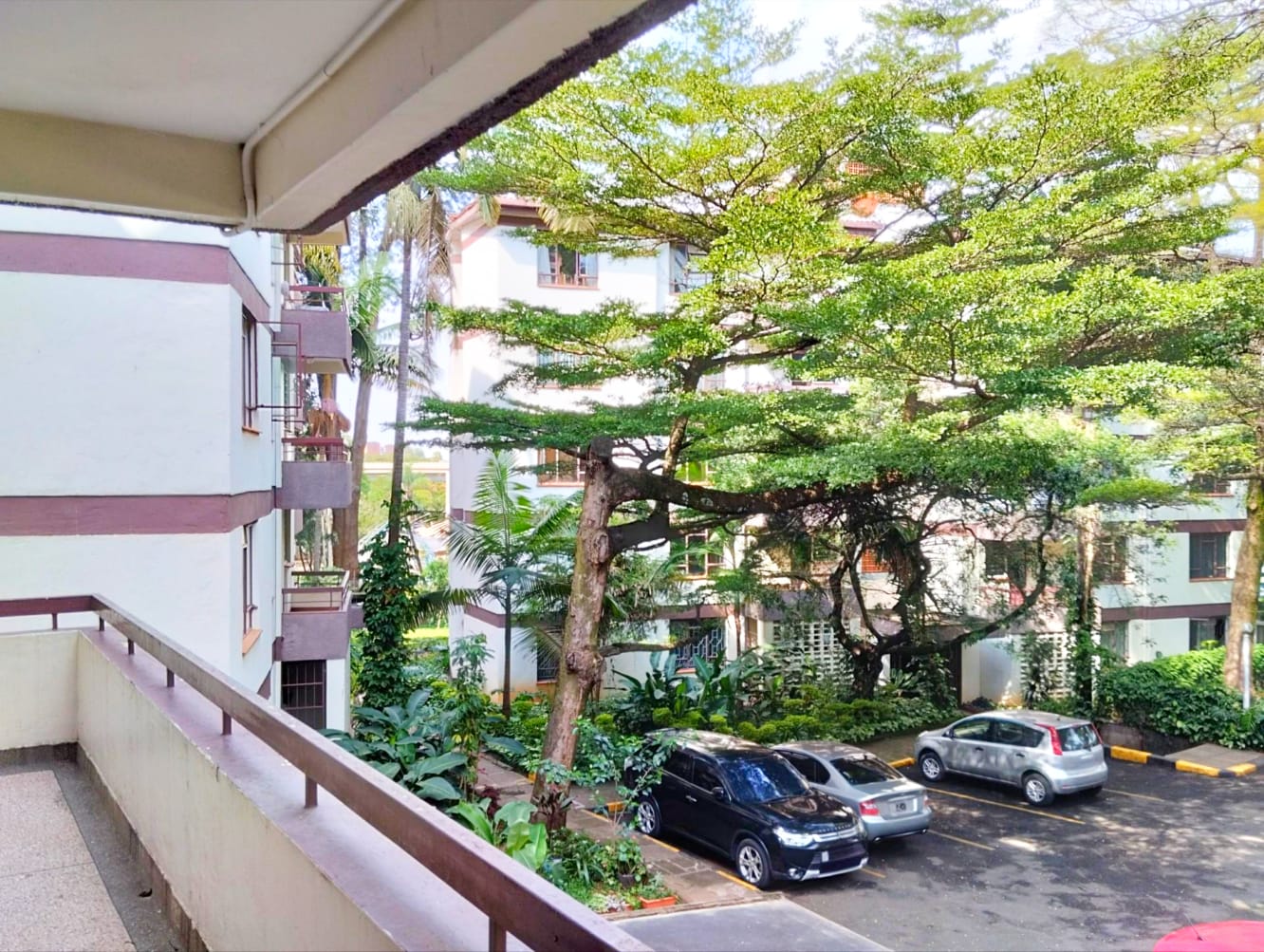 renting--Apartment_Address-State_House_Rd__Nairobi__Kenya_price-100000_Beds-2_Baths-2-158-5