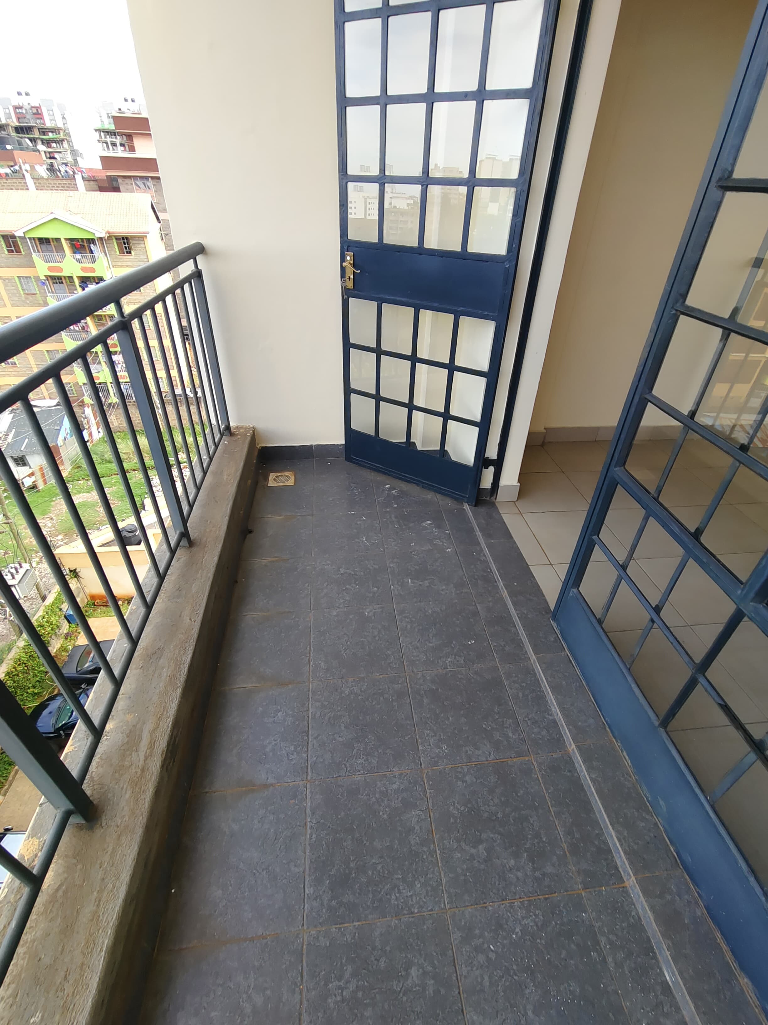 house-on-sale-3_Bedroom_apartment_for_sale_Ngong_road_Kes_11M-Apartment_Address-Ngong_Rd__Nairobi__Kenya_price-11000000_Beds-3_Baths-2120_30-14
