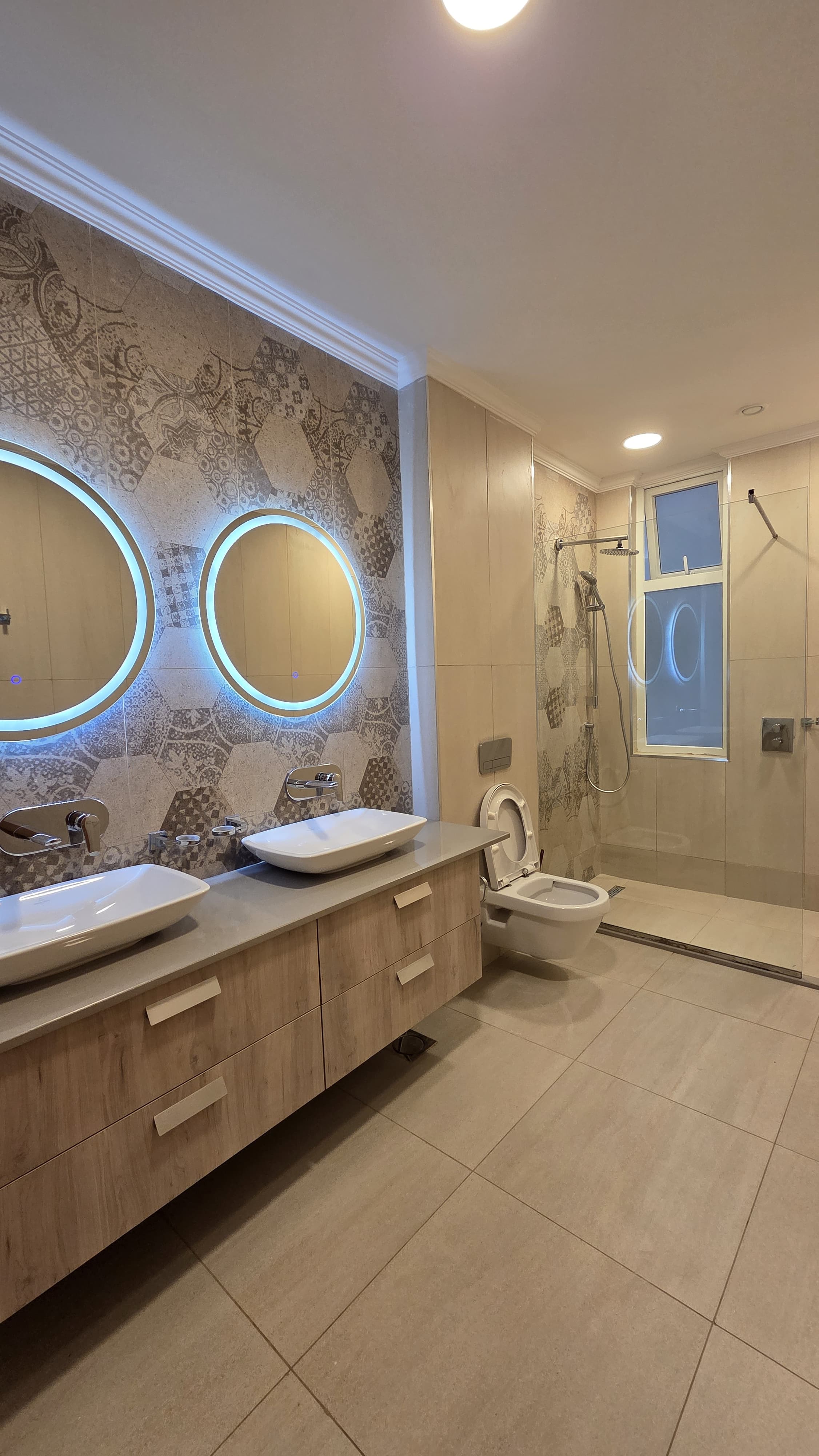 renting--Apartment_Address-Parklands__Nairobi__Kenya_price-205000_Beds-2_Baths-2-128-9