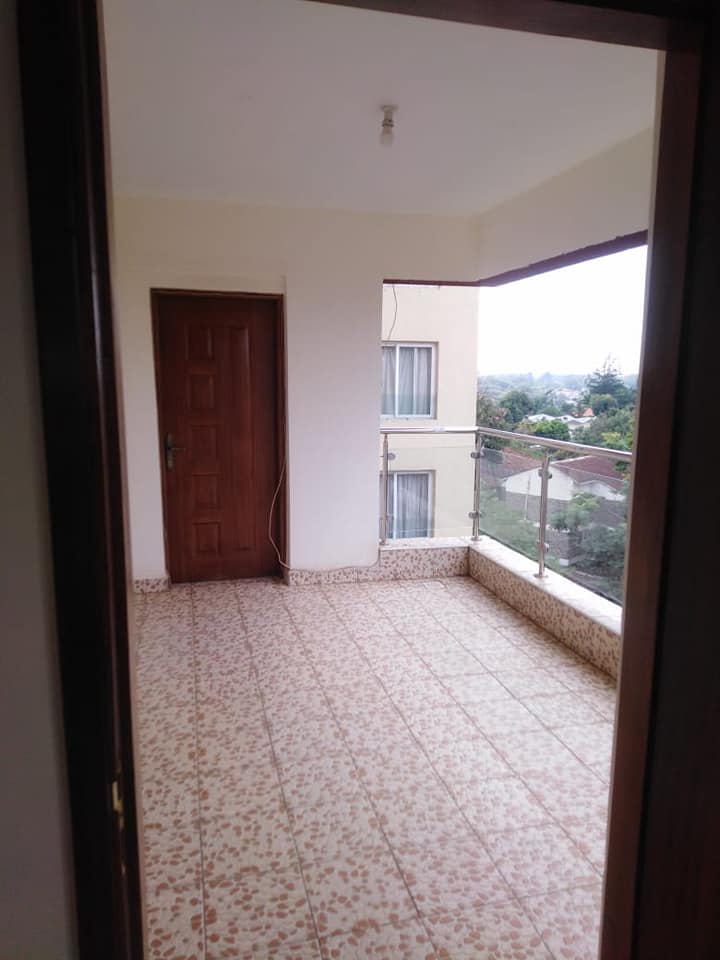 renting--Apartment_Address-Parklands__Nairobi__Kenya_price-95000_Beds-6_Baths-3-33-11