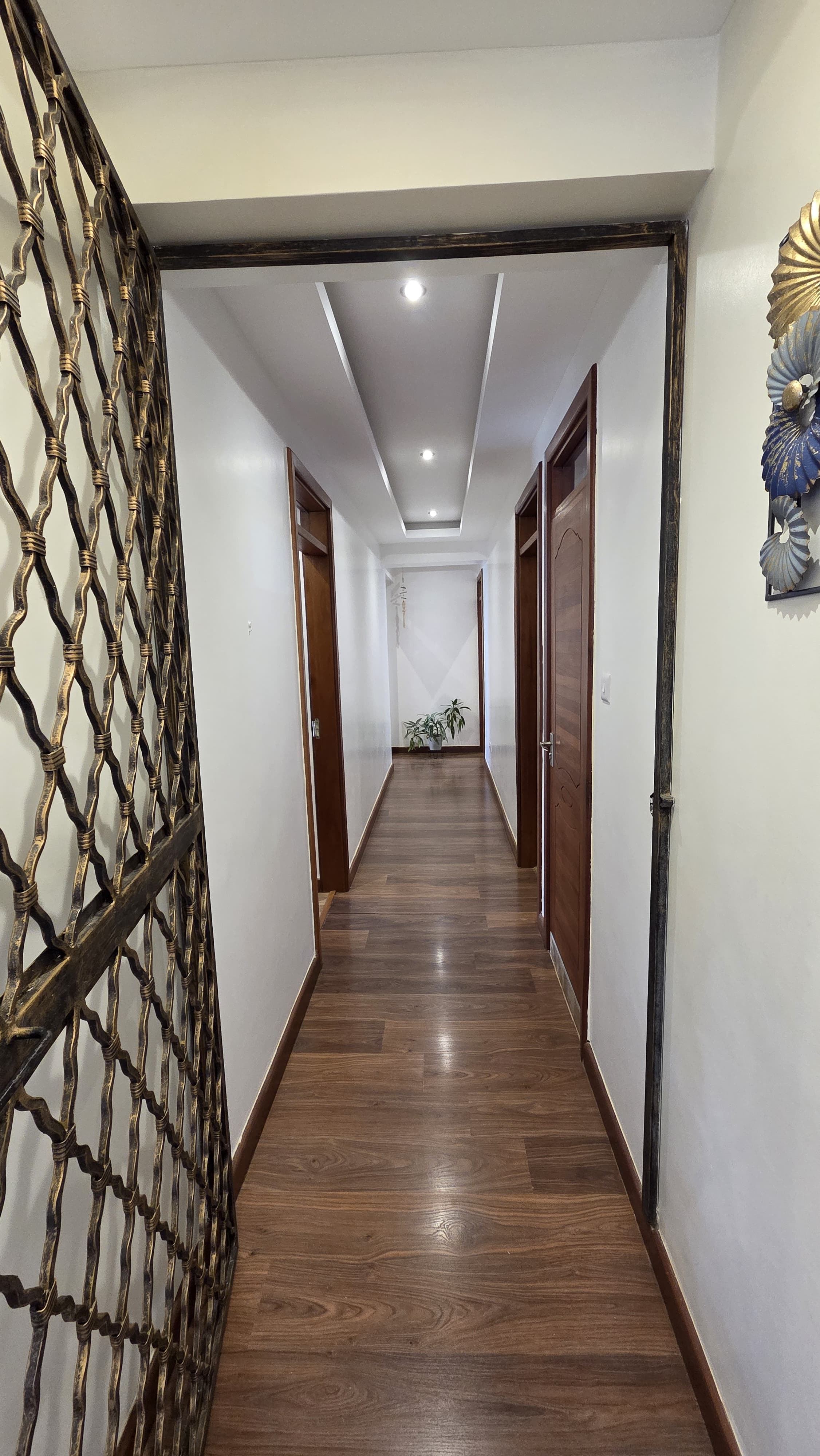 renting--Apartment_Address-Parklands__Nairobi__Kenya_price-285000_Beds-4_Baths-4-150-6