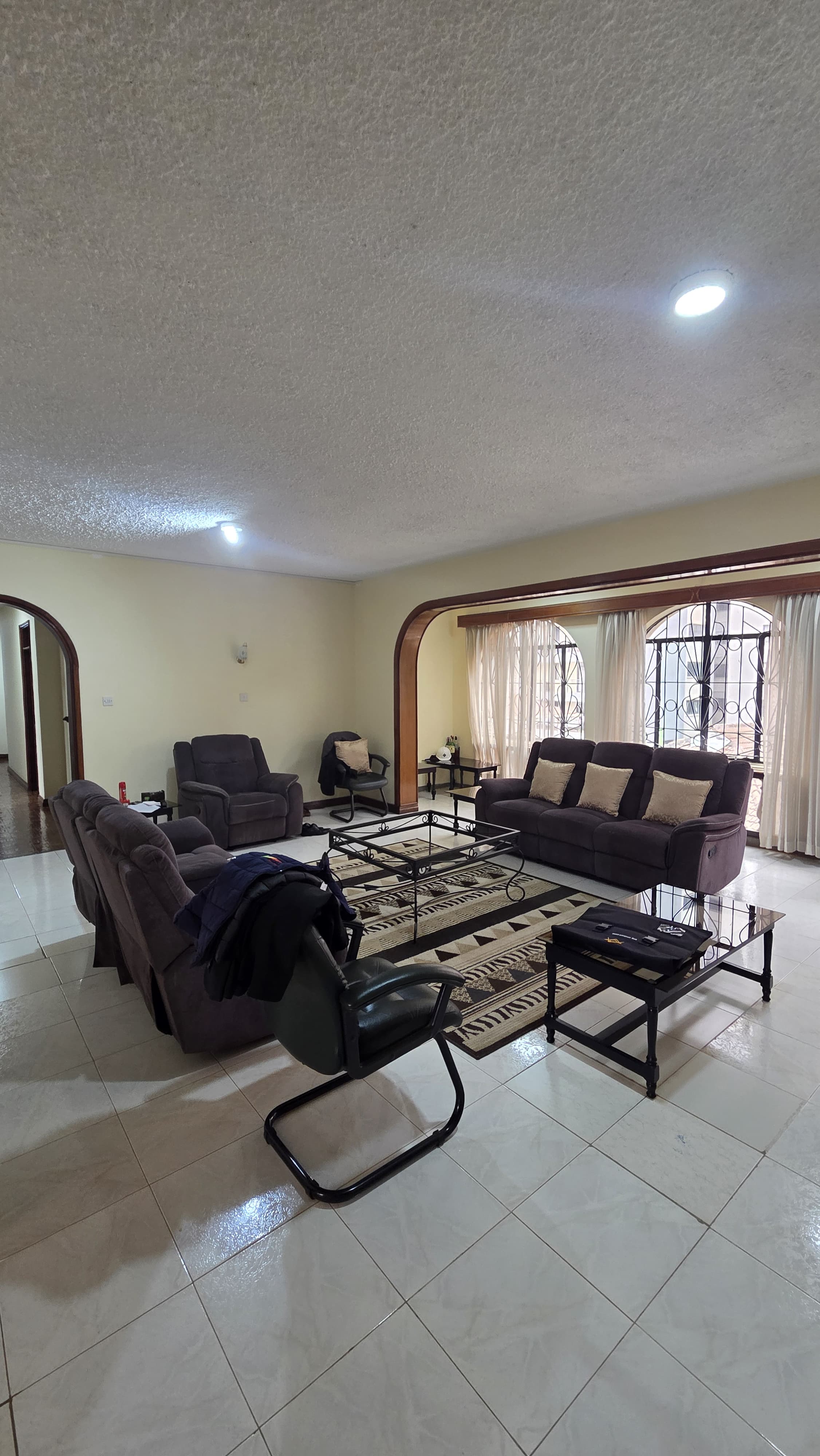 house-on-sale-Spacious_4_Bedroom_Apartment_for_Sale_in_Parklands__Kshs__19M_Negotiable-Apartment_Address-Parklands__Nairobi__Kenya_price-19000000_Beds-4_Baths-1111_81