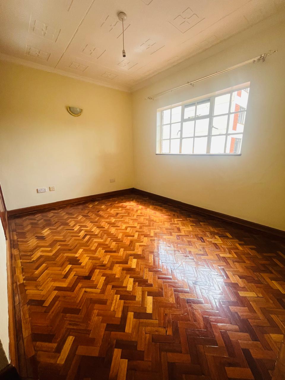 renting--Apartment_Address-Parklands__Nairobi__Kenya_price-75000_Beds-3_Baths-2-119-8