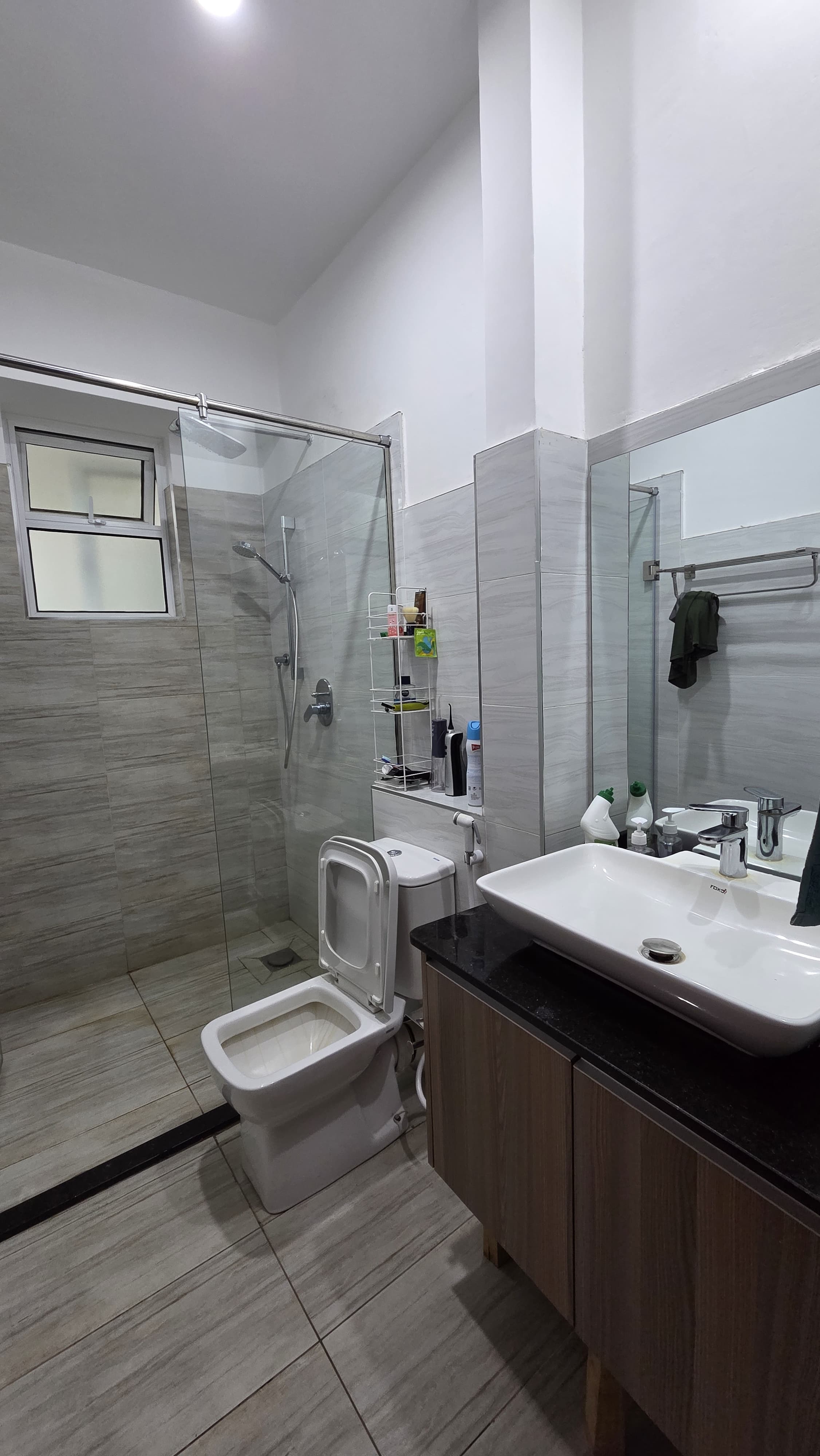 renting--Apartment_Address-Parklands__Nairobi__Kenya_price-95000_Beds-2_Baths-2-153-9