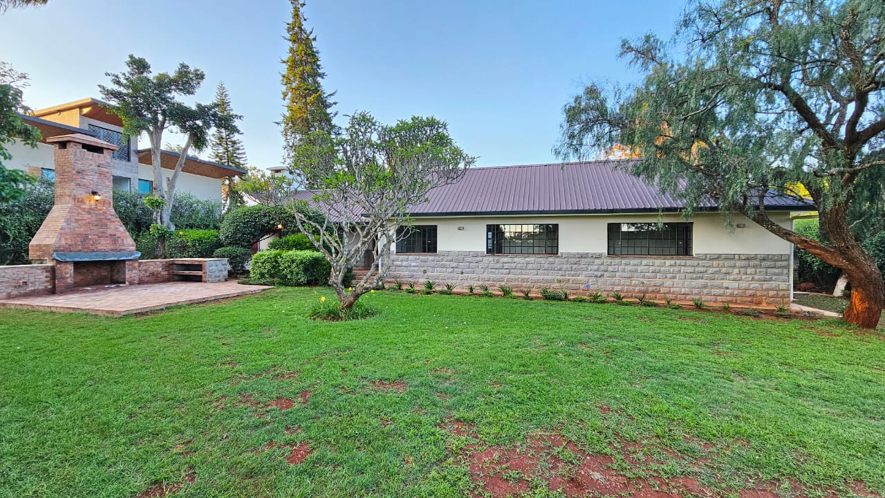 renting--Bungalow_Address-Lavington__Nairobi__Kenya_price-520000_Beds-4_Baths-3-165-0