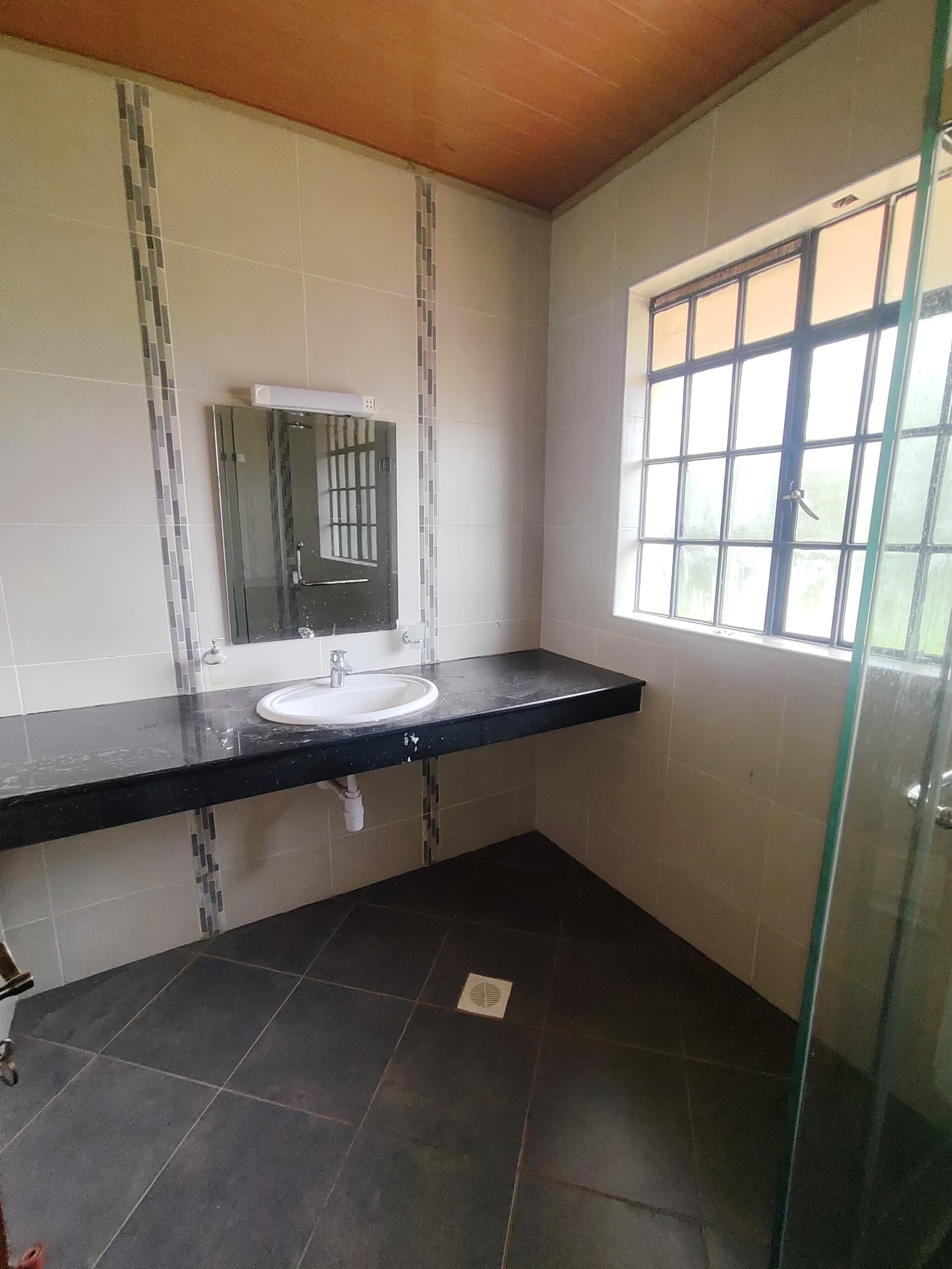 house-on-sale-4_Bedroom_plus_DSQ_Villa_for_sale_in_Karen_Kes_85M-Villa_Address-Karen__Nairobi__Kenya_price-85000000_Beds-4_Baths-5110_22-8