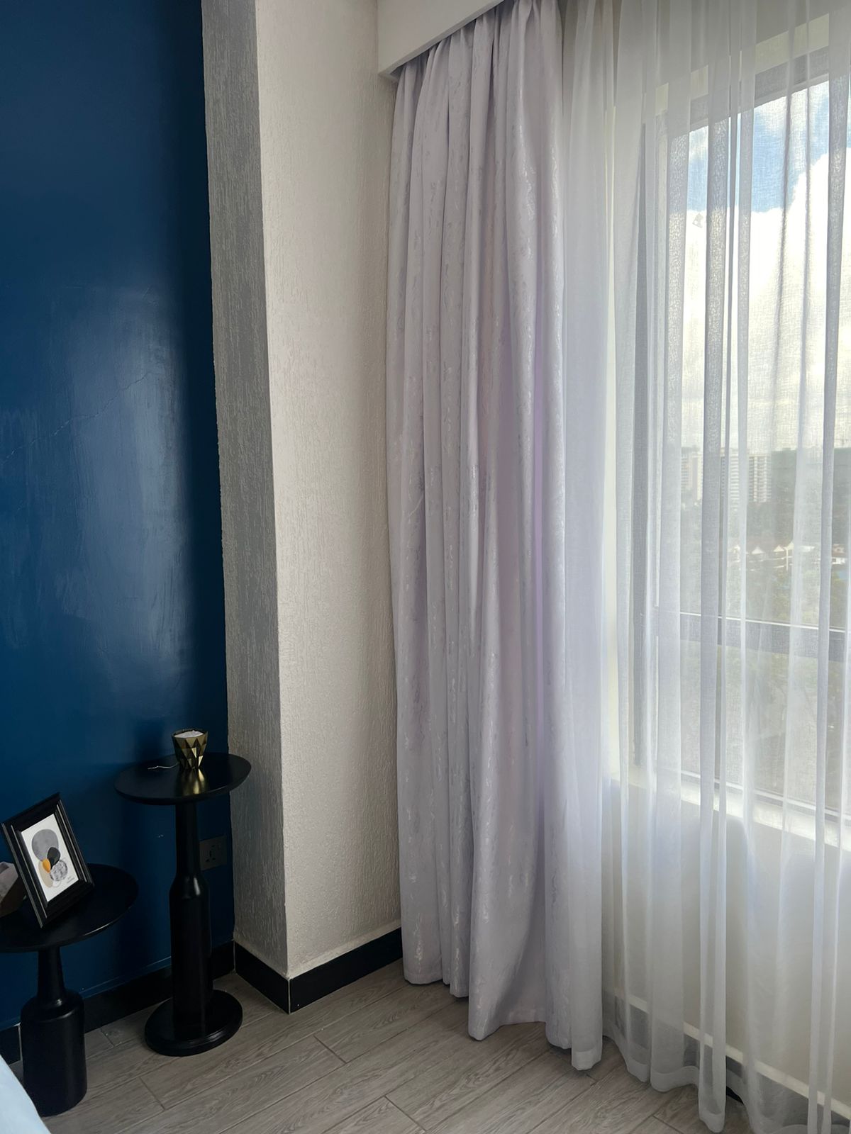 house-on-sale-Staroot_Yaya_Centre-Apartment_Address-Kilimani__Nairobi__Kenya_price-15000000_Beds-3_Baths-3130_6-7