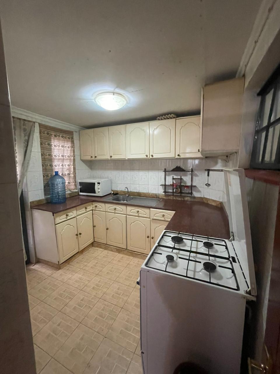 renting--Townhouse_Address-Kileleshwa_Estate__Nairobi__Kenya_price-200000_Beds-4_Baths-4-141-5