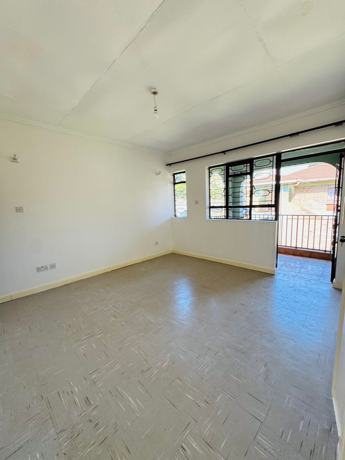 renting--Townhouse_Address-Rhapta_Road__Nairobi__Kenya_price-170000_Beds-4_Baths-4-109-12
