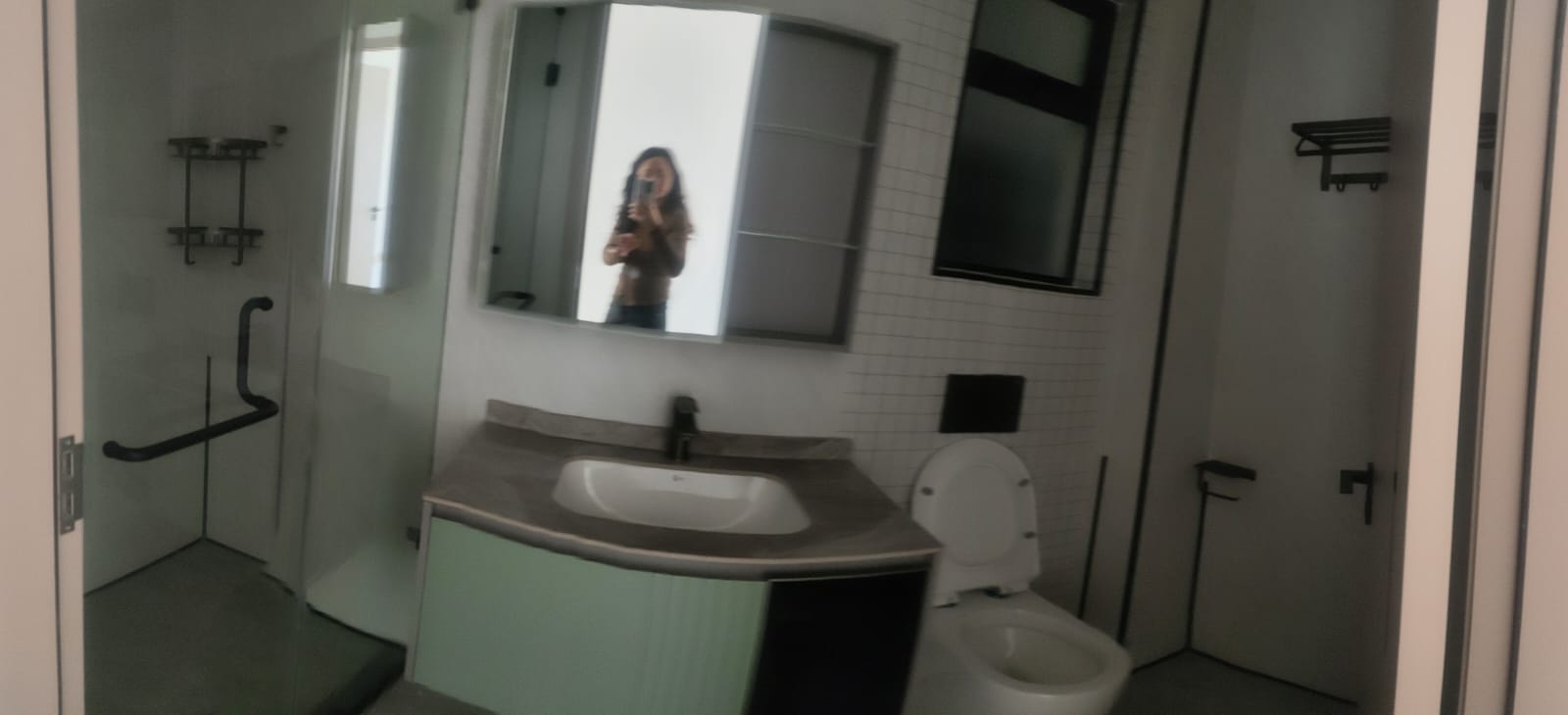 renting--Apartment_Address-Kilimani_Estate__Nairobi__Kenya_price-100000_Beds-2_Baths-2-110-8