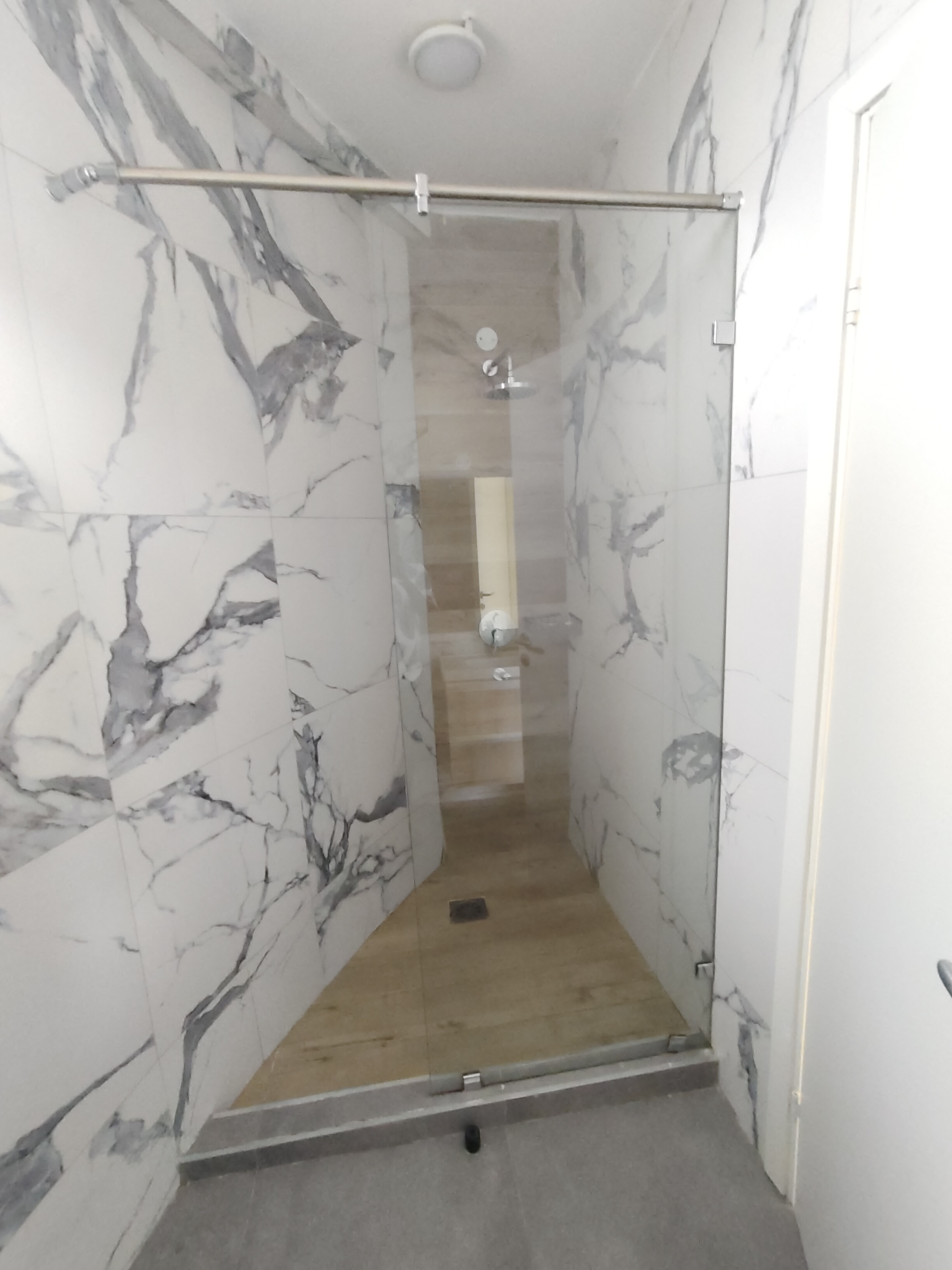 house-on-sale-Parklands_2_bedroom_apartment_for_sale_Kes_16_5M-Apartment_Address-Parklands__Nairobi__Kenya_price-16500000_Beds-2_Baths-2110_48-5