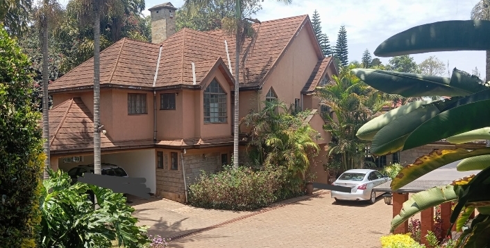 renting--Townhouse_Address-Kitisuru_Estate__Nairobi__Kenya_price-430000_Beds-5_Baths-5-86-0