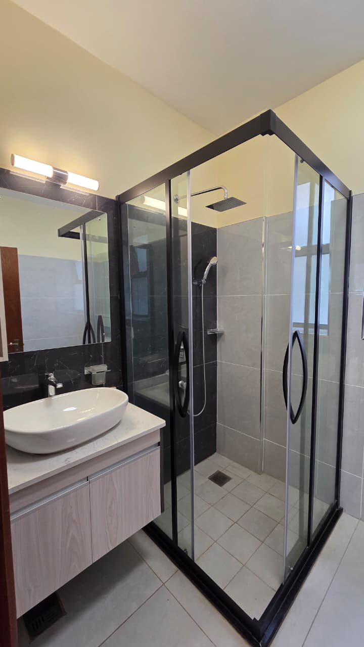 house-on-sale-Exclusive__4_Bedroom_All_EnSuite_Duplexes_Masterpiece_-Duplex_Address-General_Mathenge_Drive__Nairobi__Kenya_price-70900000_Beds-4_Baths-1111_77-22