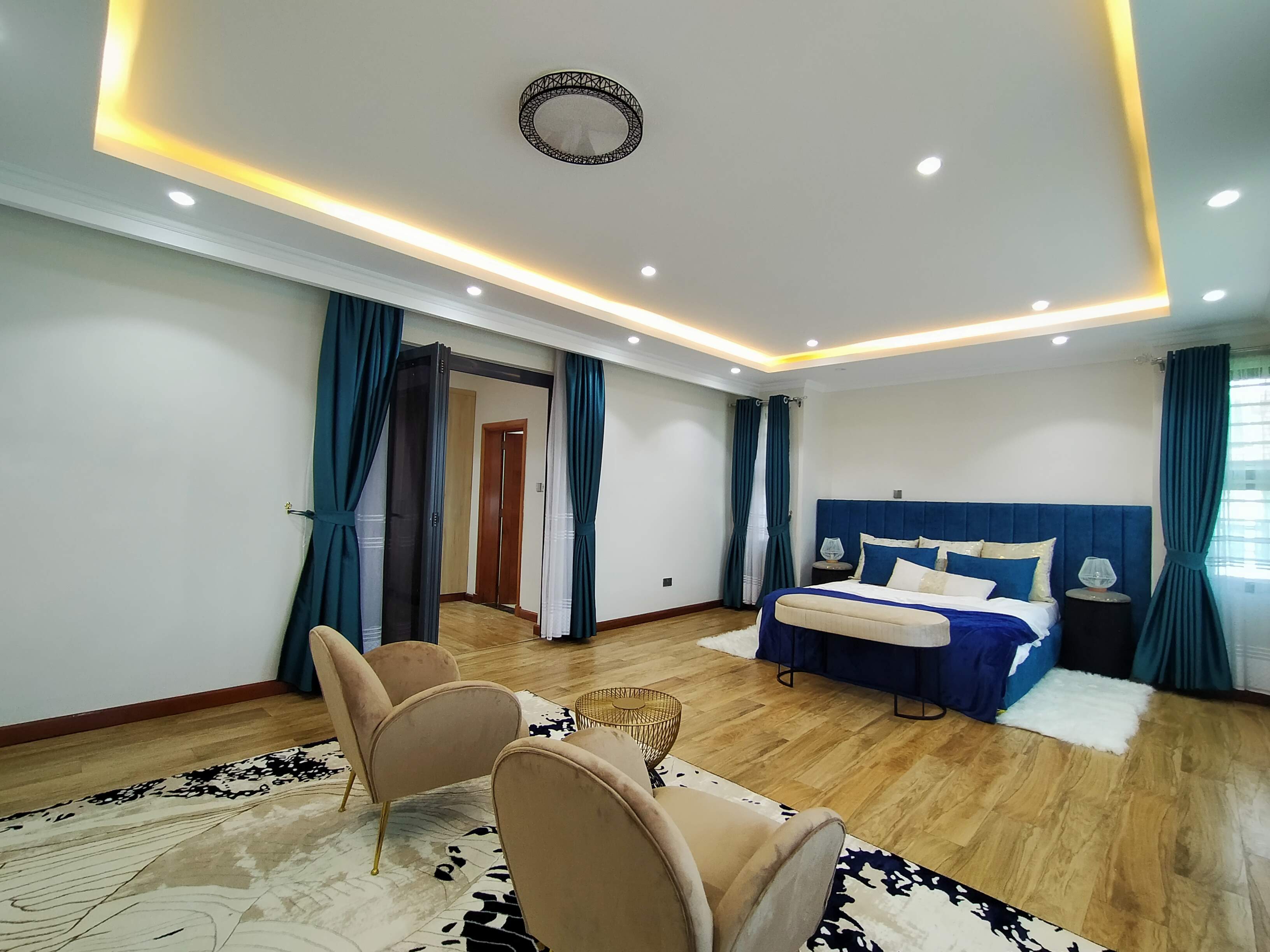 renting--Villa_Address-Runda_Evergreen__Nairobi__Kenya_price-325000_Beds-5_Baths-6-17-9