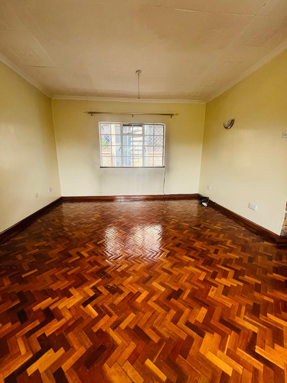 renting--Apartment_Address-Parklands__Nairobi__Kenya_price-75000_Beds-3_Baths-2-119-6
