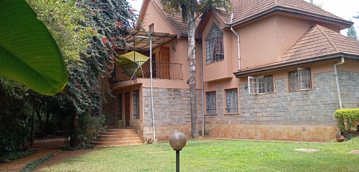 renting--Townhouse_Address-Kitisuru_Estate__Nairobi__Kenya_price-430000_Beds-5_Baths-5-86-3