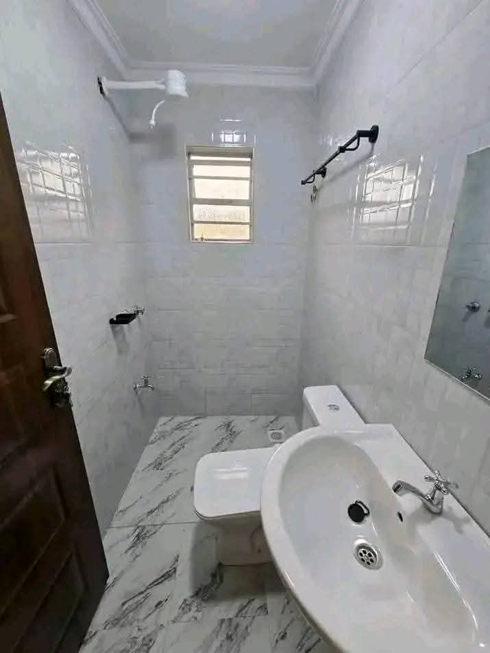 renting--Bungalow_Address-Ngong_Township__Kenya_price-25000_Beds-3_Baths-1-62-6