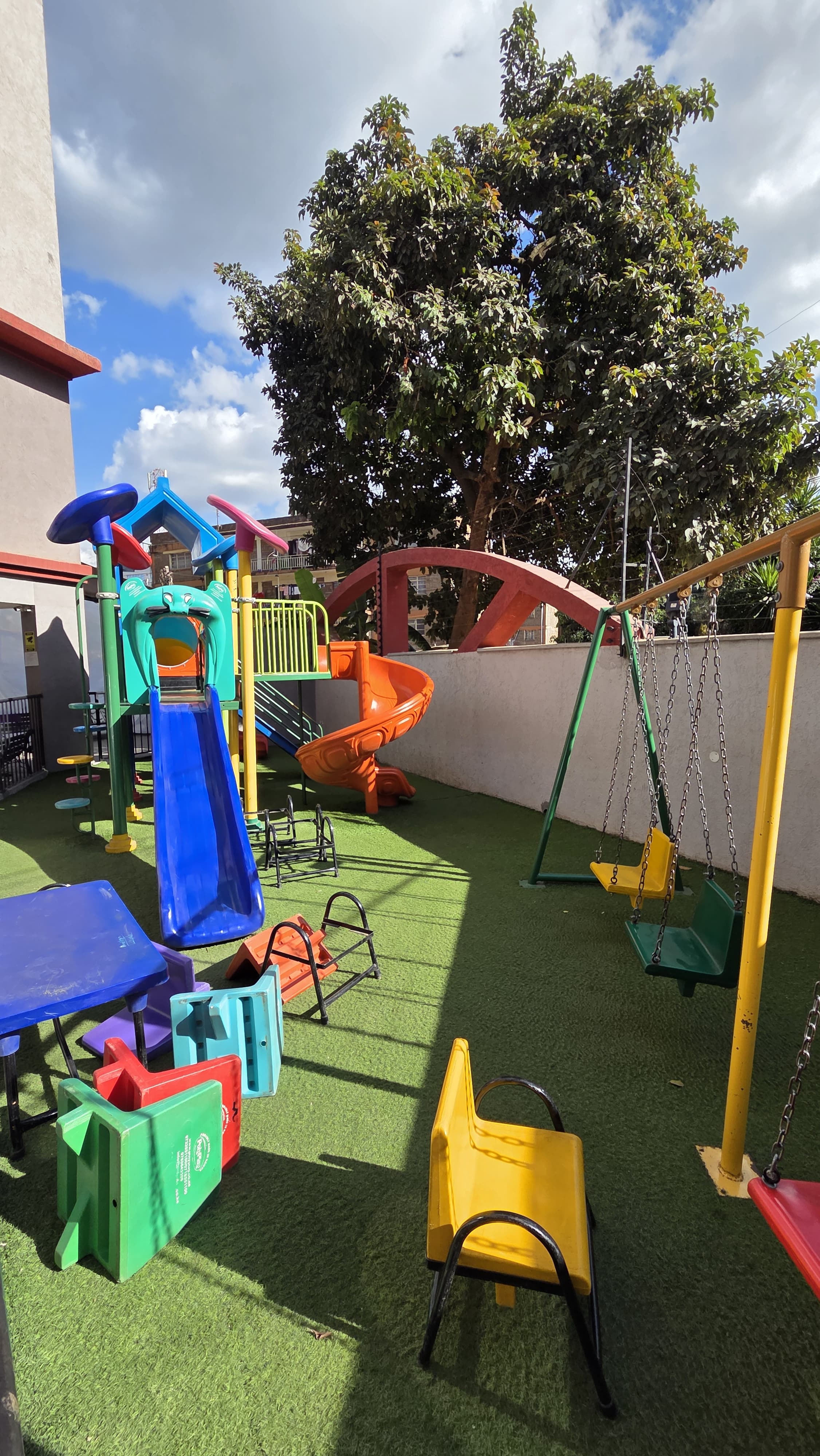 renting--Apartment_Address-Parklands__Nairobi__Kenya_price-95000_Beds-2_Baths-2-153-11
