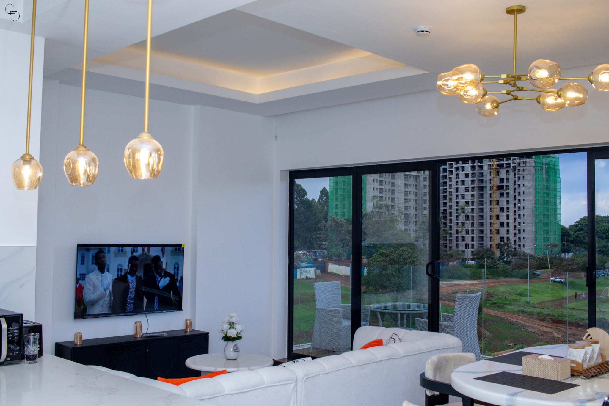 renting--Apartment_Address-Two_Rivers_Cres__Kenya_price-350000_Beds-1_Baths-1-126-2